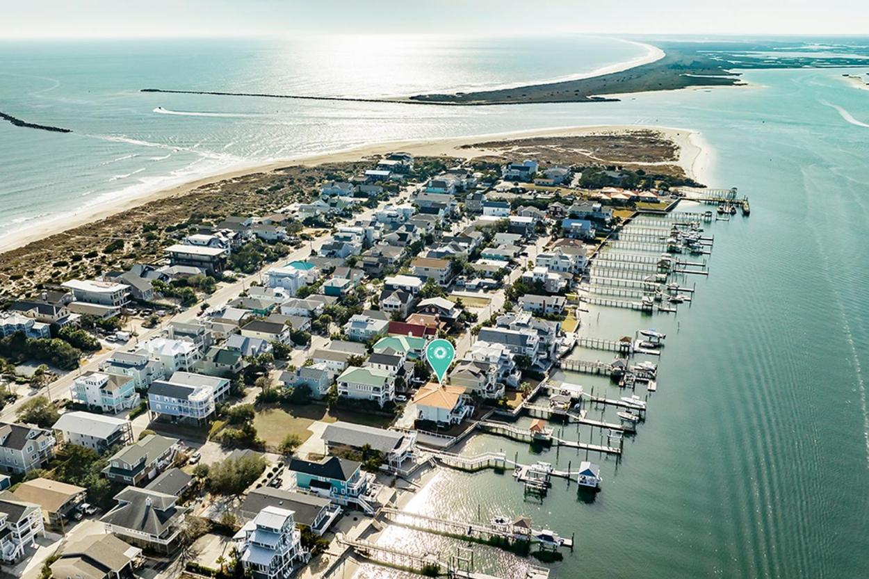 Sea Dog Retreat by Sea Scape Properties