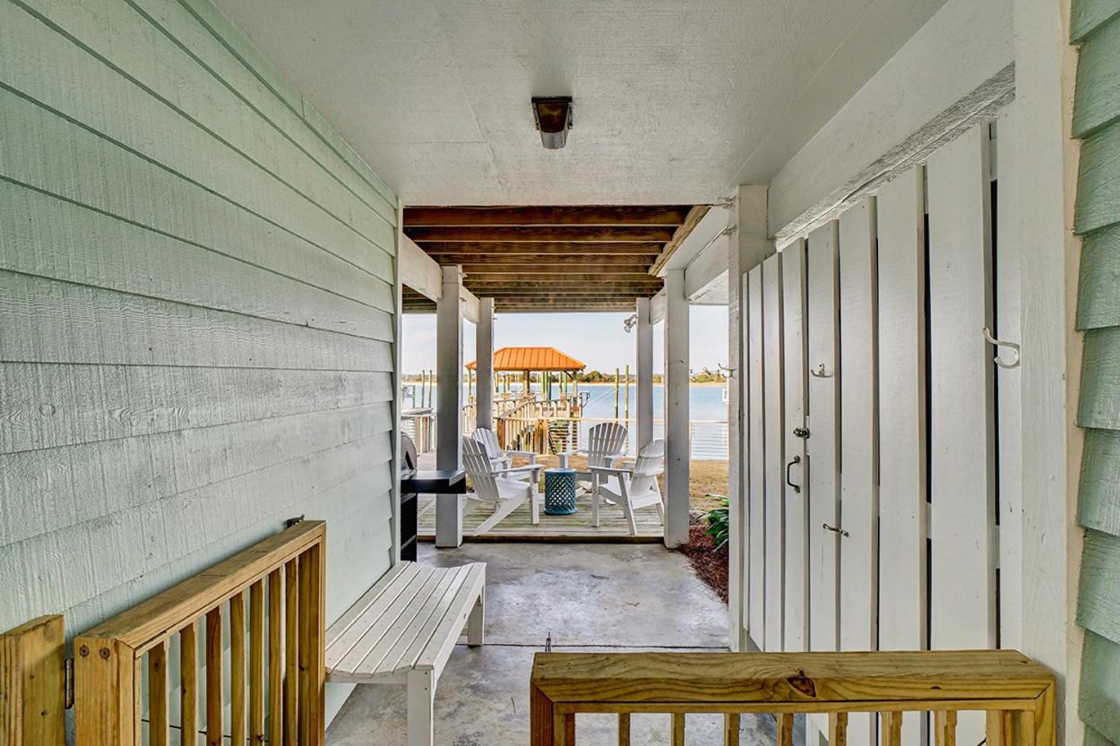 Sea Dog Retreat by Sea Scape Properties