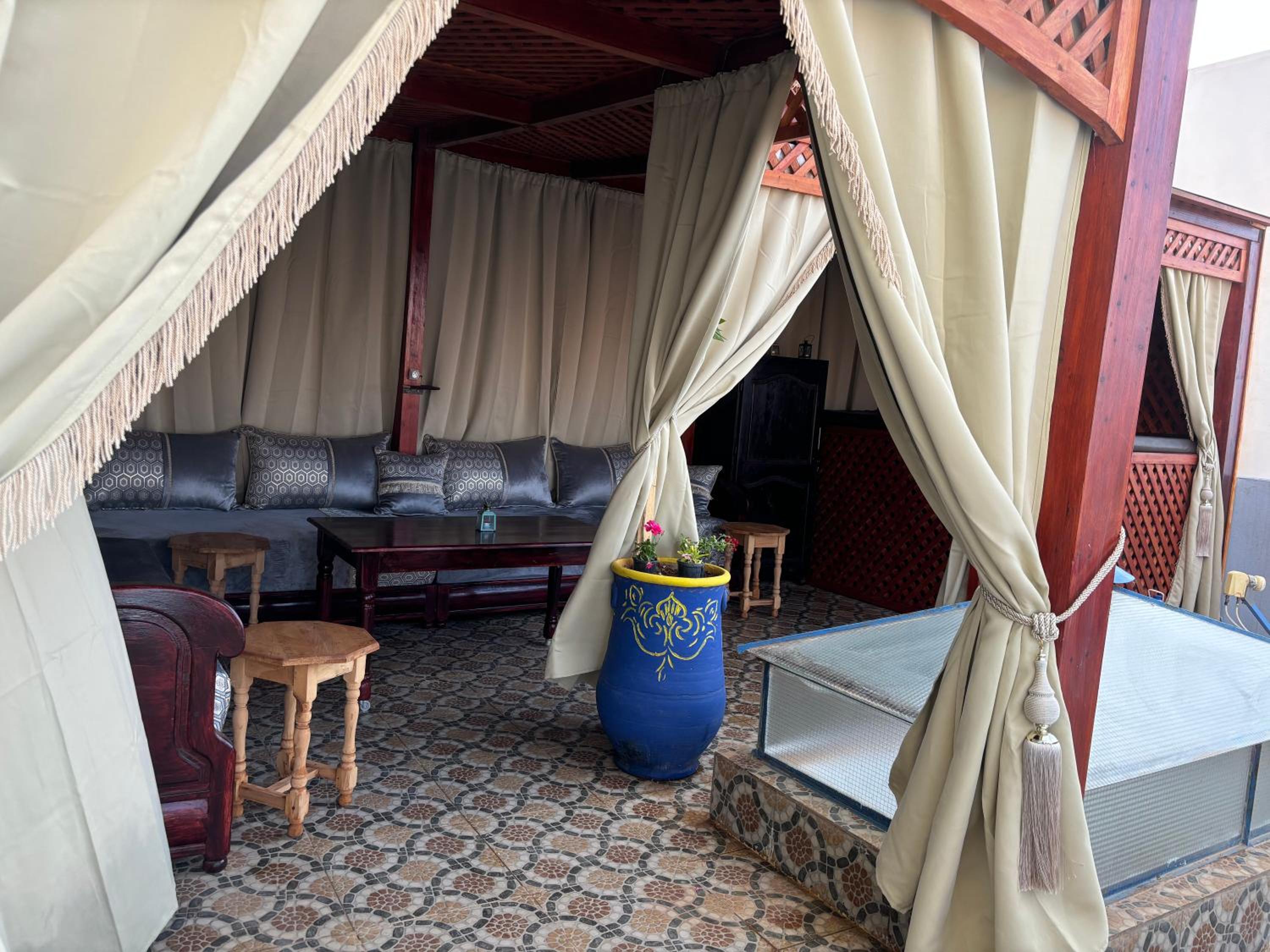 lounge