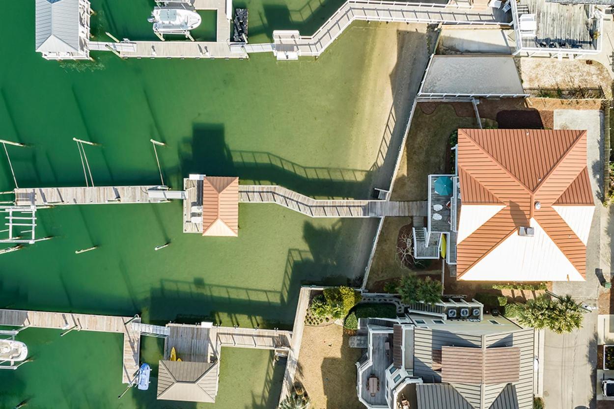 Sea Dog Retreat by Sea Scape Properties