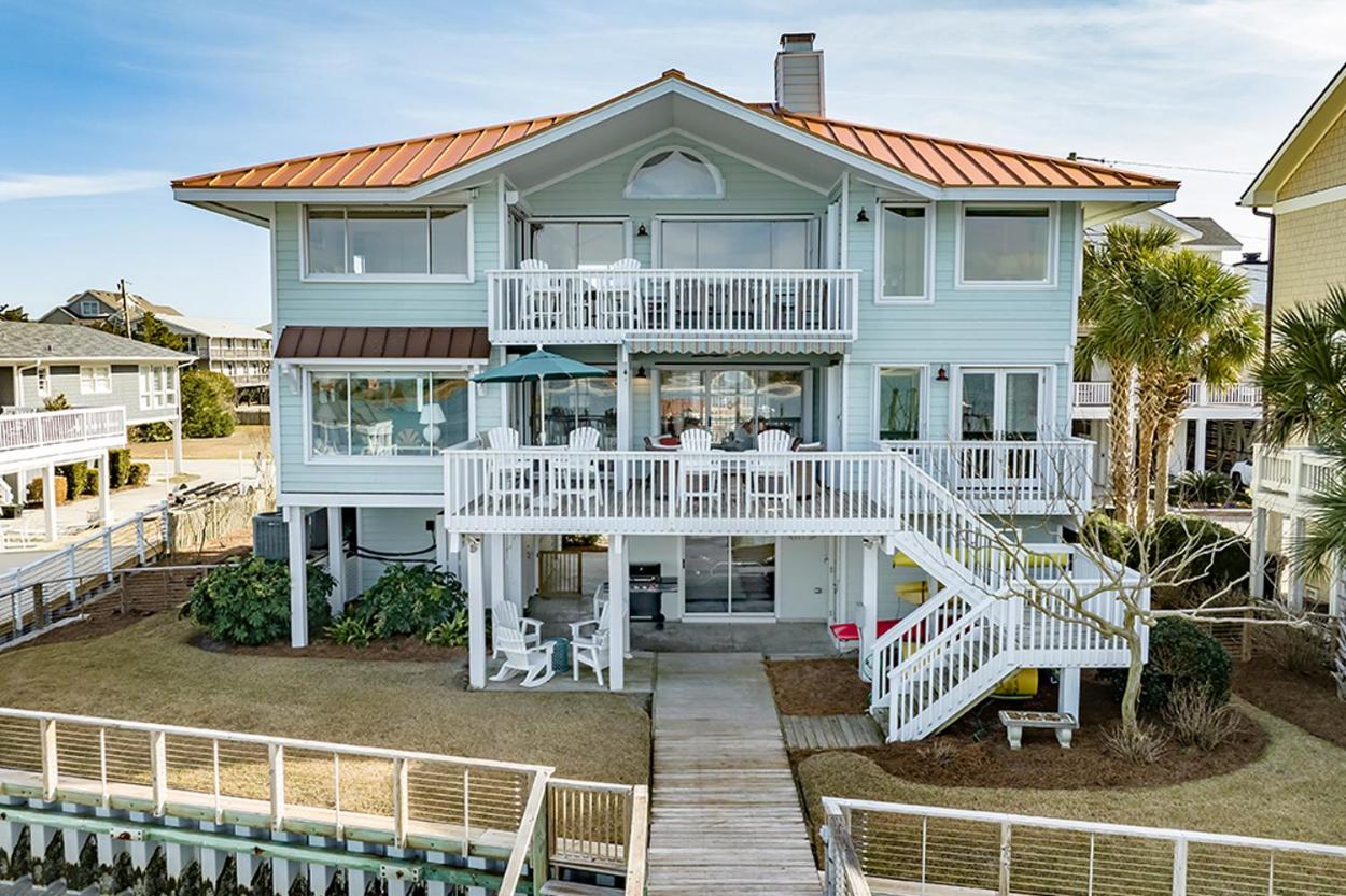 Sea Dog Retreat by Sea Scape Properties