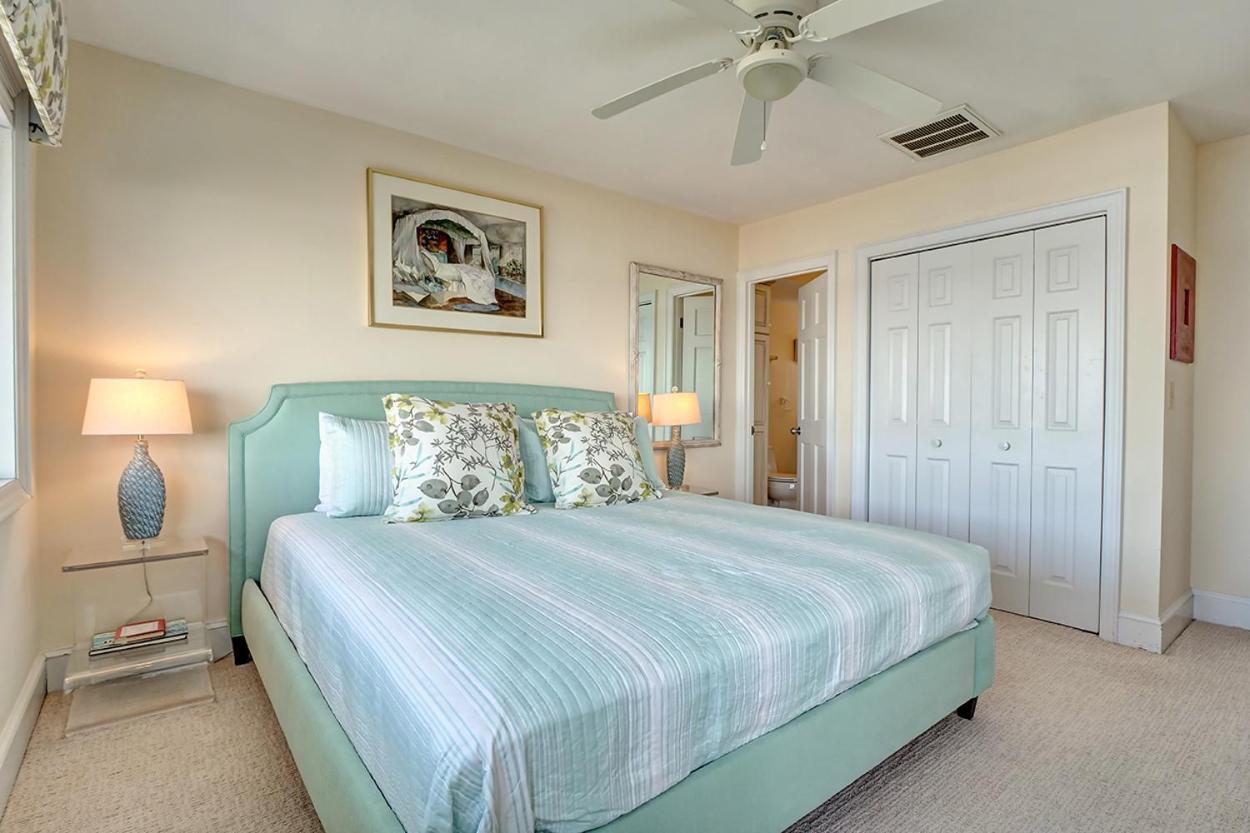Sea Dog Retreat by Sea Scape Properties