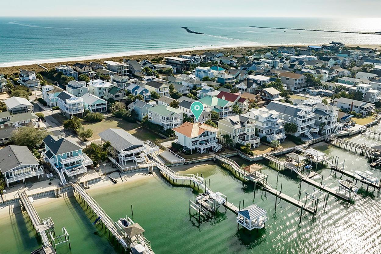 Sea Dog Retreat by Sea Scape Properties