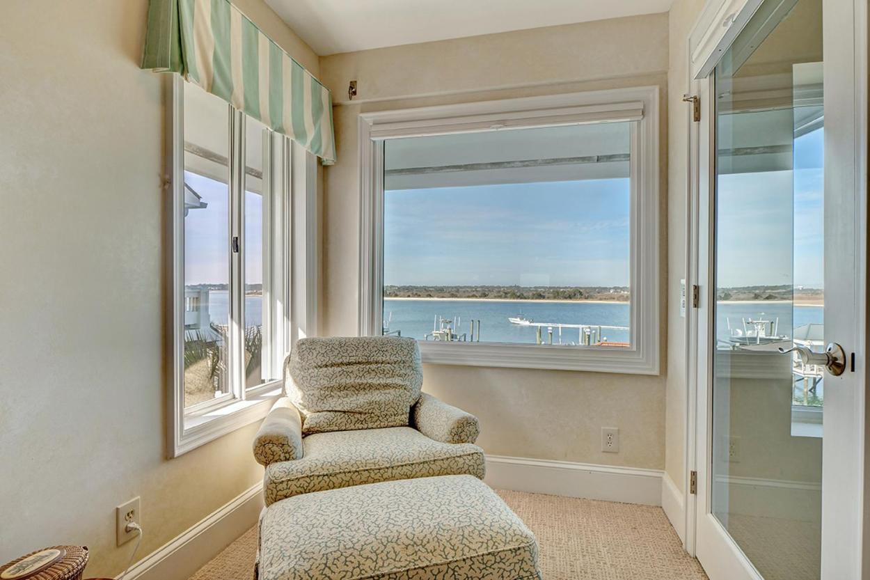 Sea Dog Retreat by Sea Scape Properties