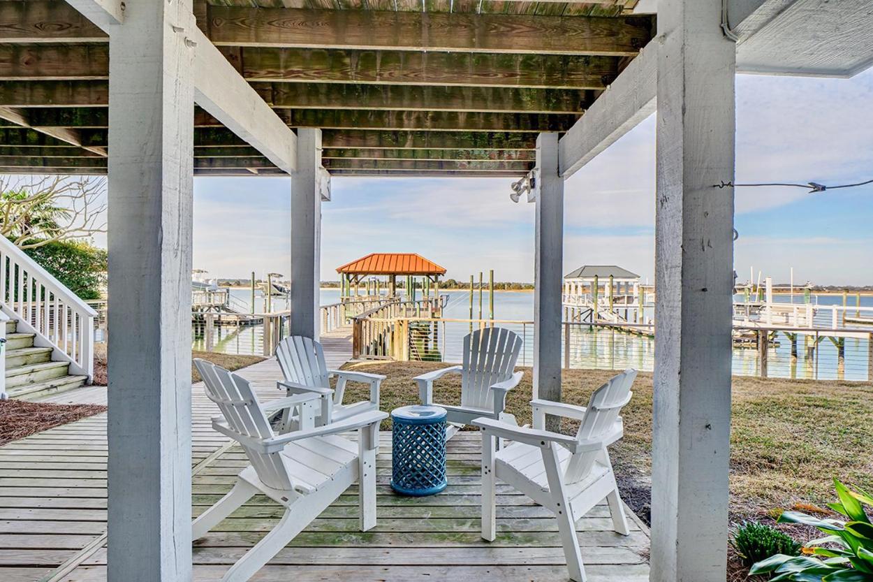 Sea Dog Retreat by Sea Scape Properties