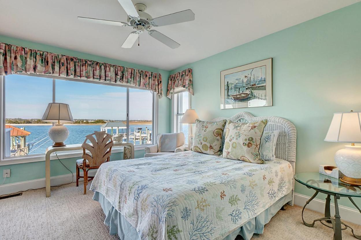 Sea Dog Retreat by Sea Scape Properties