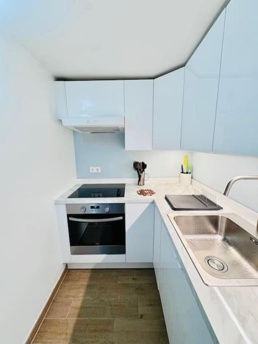 Cosy Studio in city center-BON25 view 3