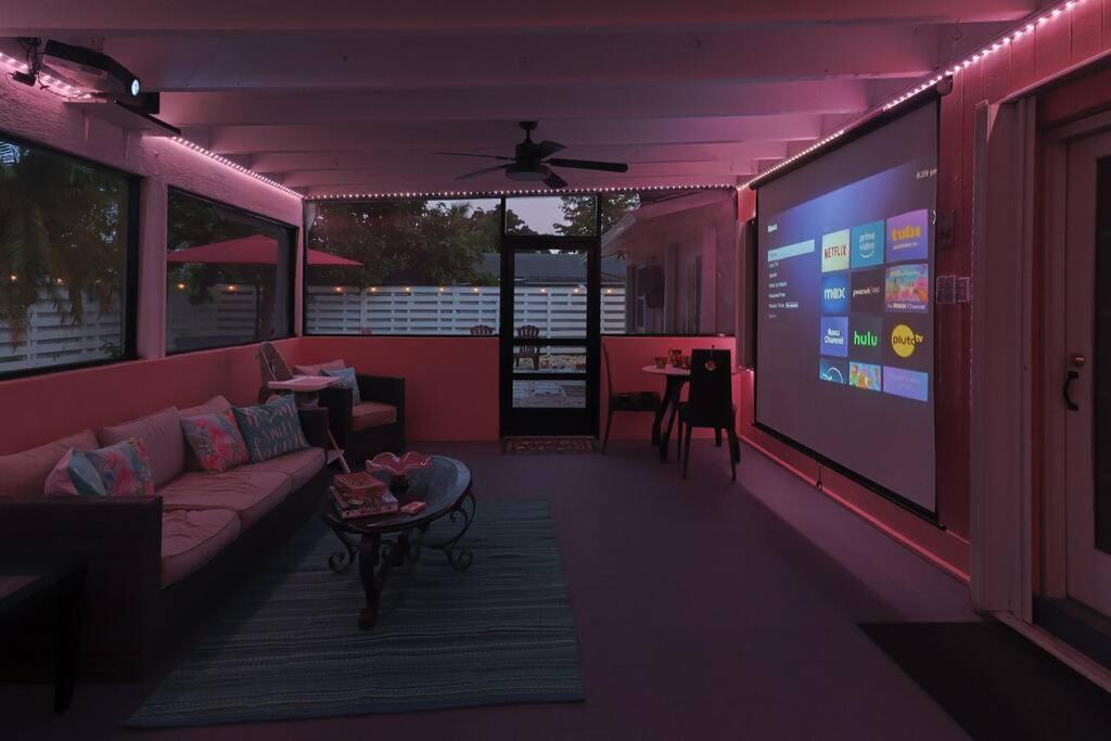 lounge