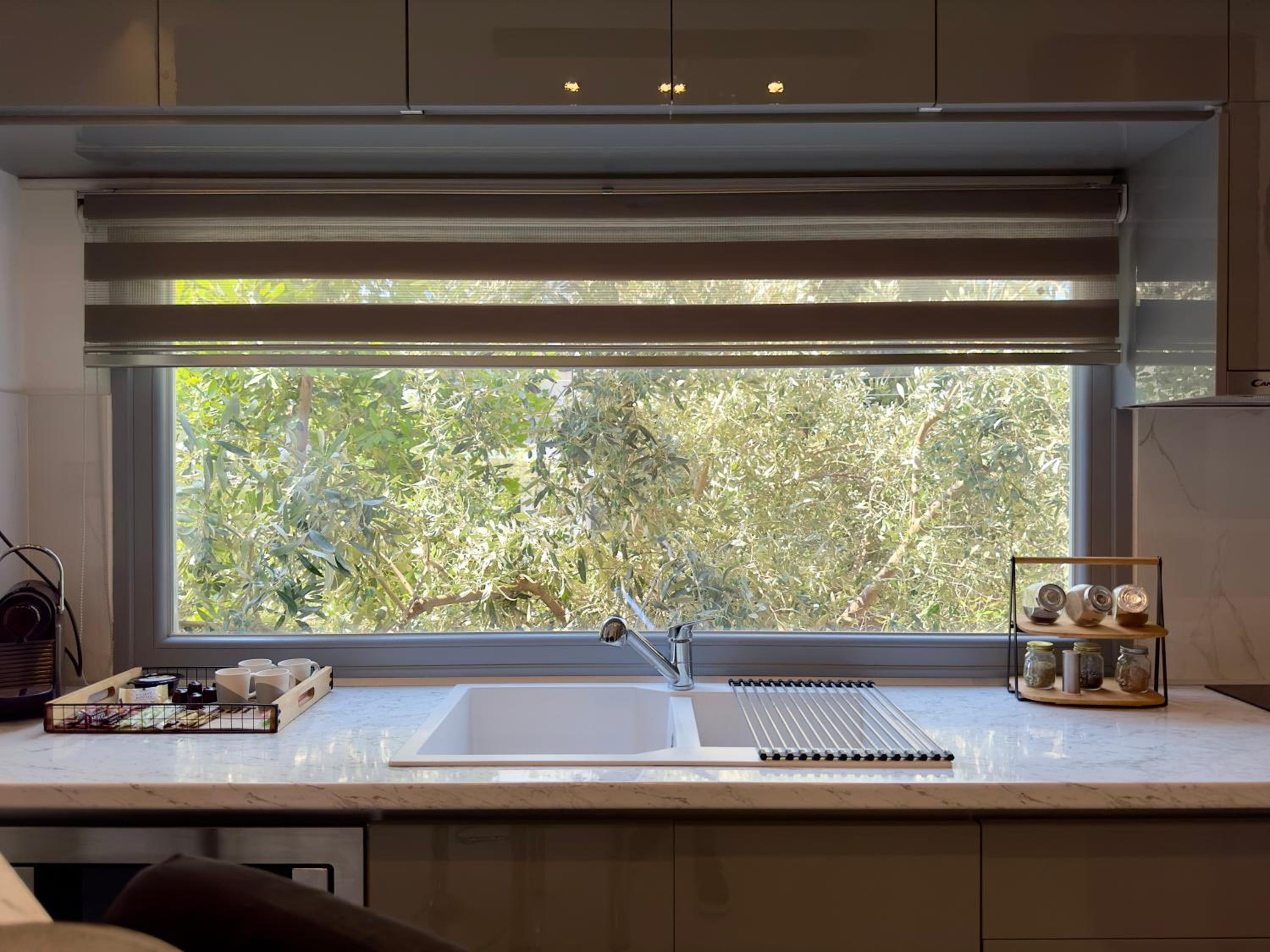 Thessaloniki Vacations - Luxurious Modern Home in Kalamaria by TT - Property Image 4