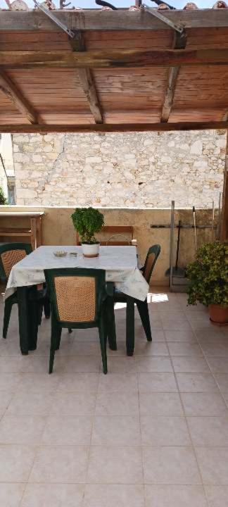 Stone House with loft in Heraklion historical centre photo 2