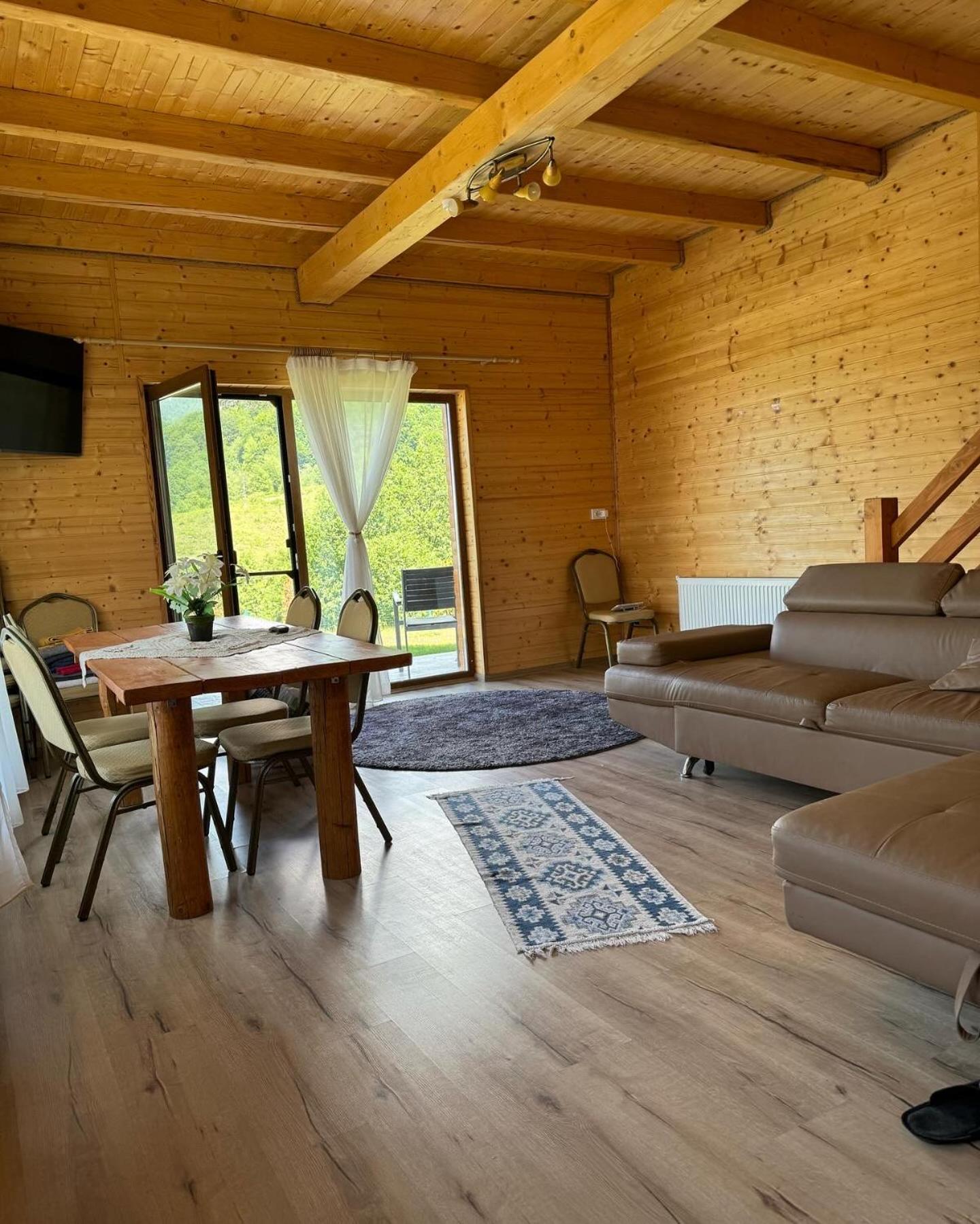 Cabana Izvorul Rece Maramureş view 3