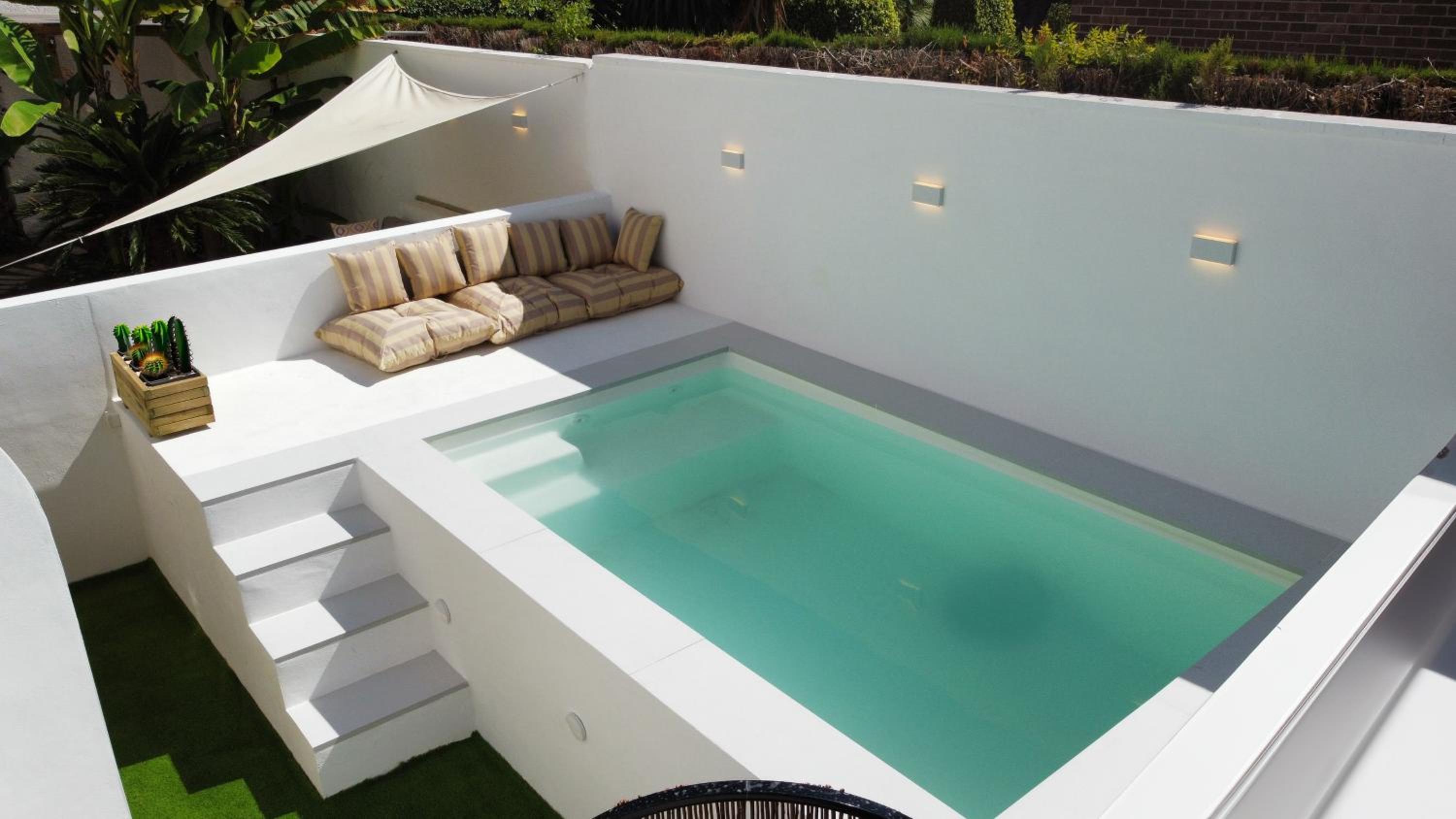 Mediterranean tropical house