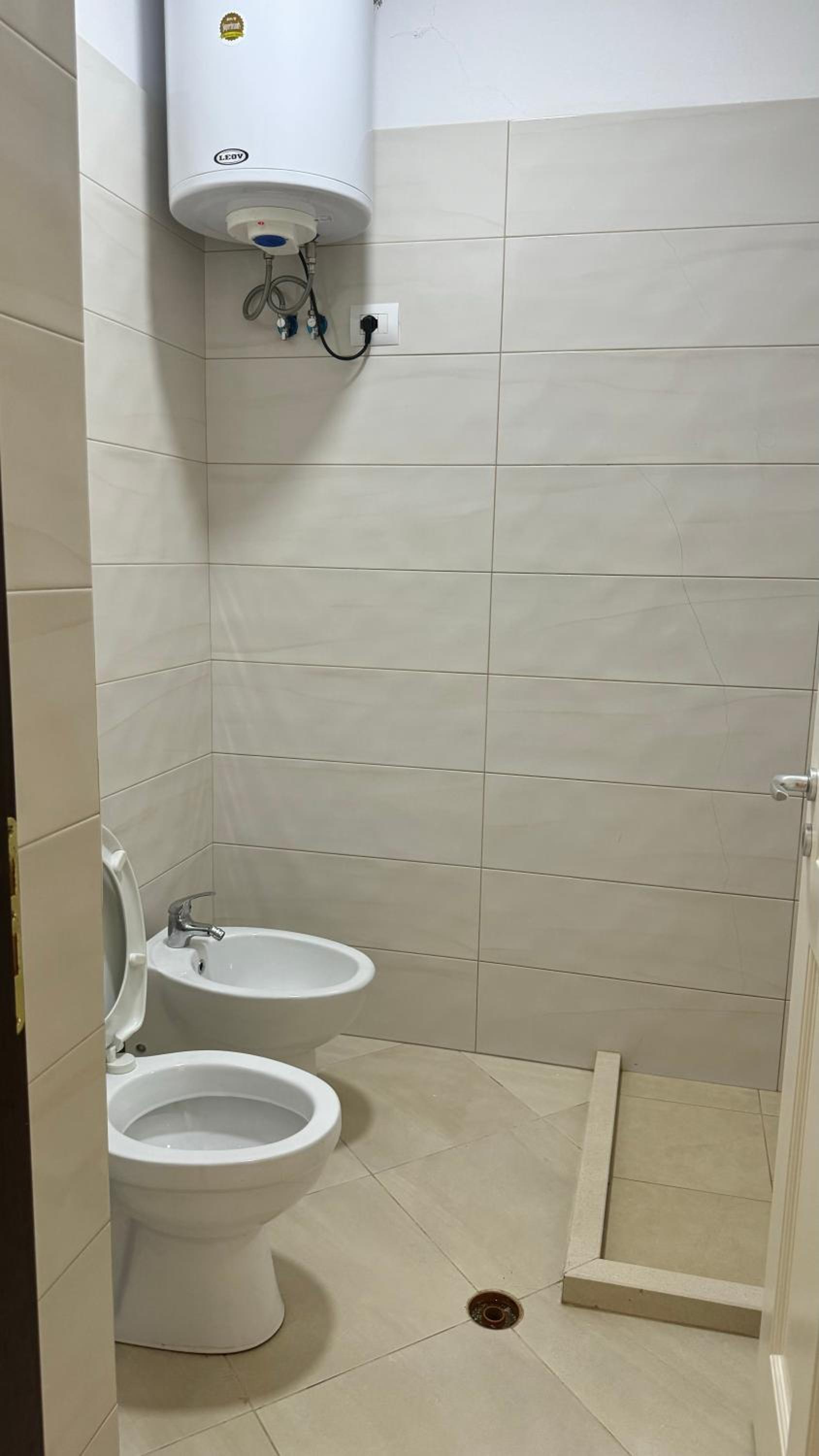 Apartament Todhe - Gjiri Lalezit 500m from the beach