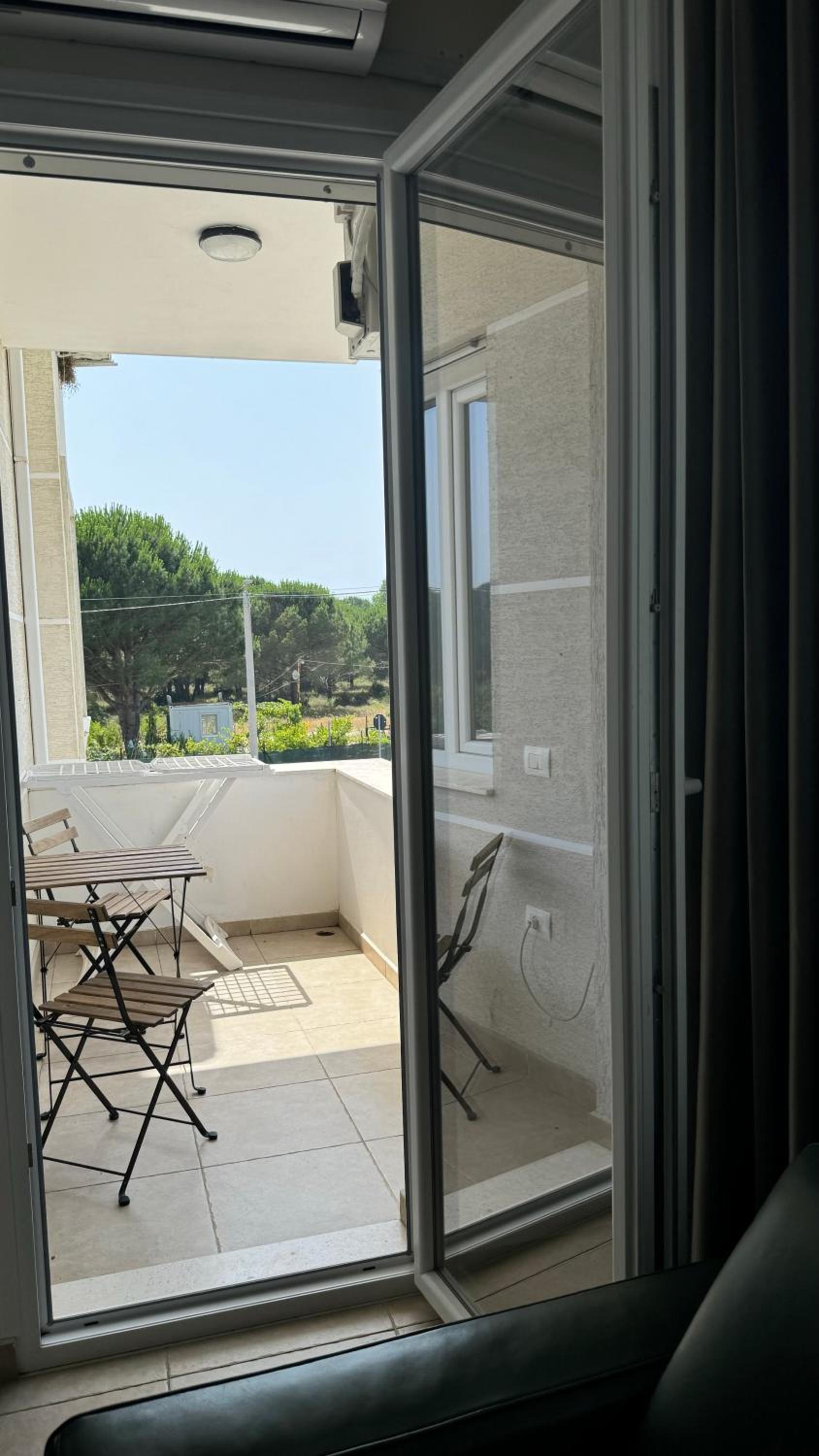 Apartament Todhe - Gjiri Lalezit 500m from the beach