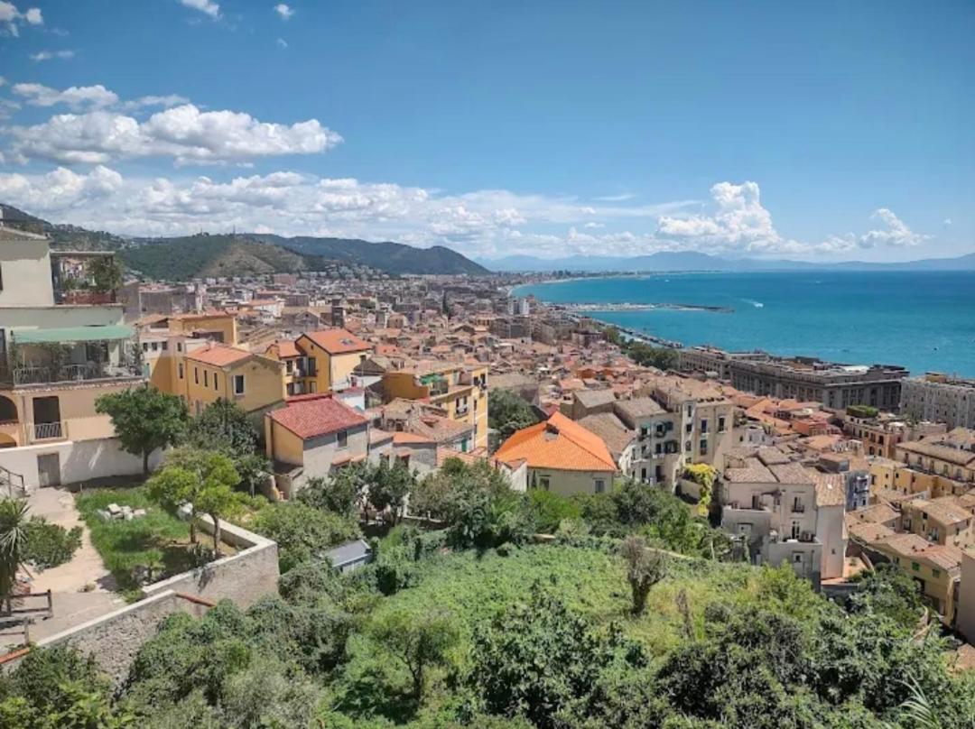 Salerno Luci d'Artista b&b view 5