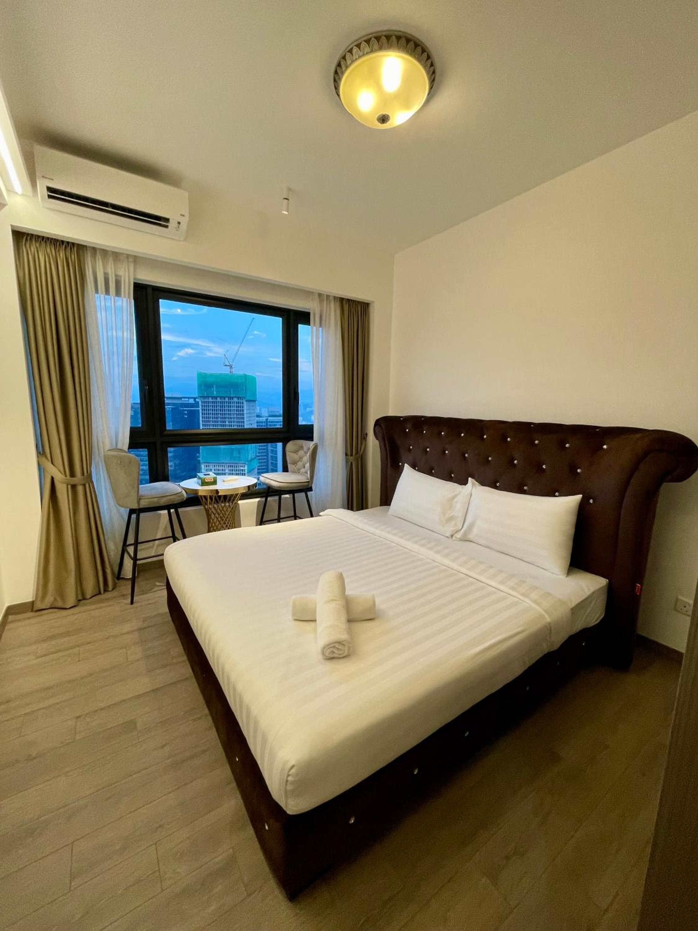 Agile Bukit Bintang TRX By Sky Suites