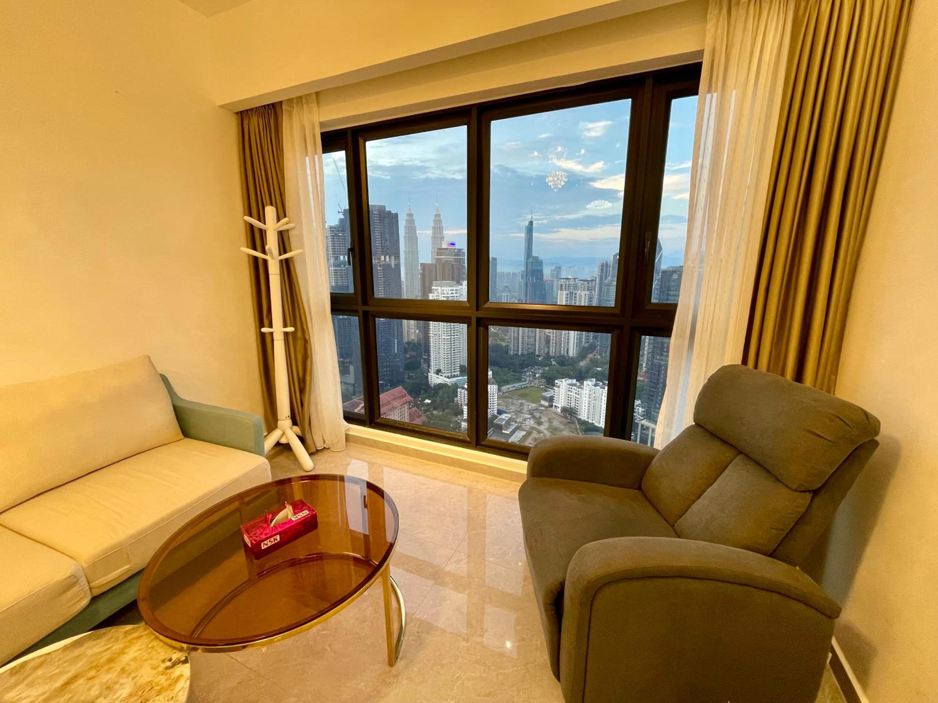Agile Bukit Bintang TRX By Sky Suites
