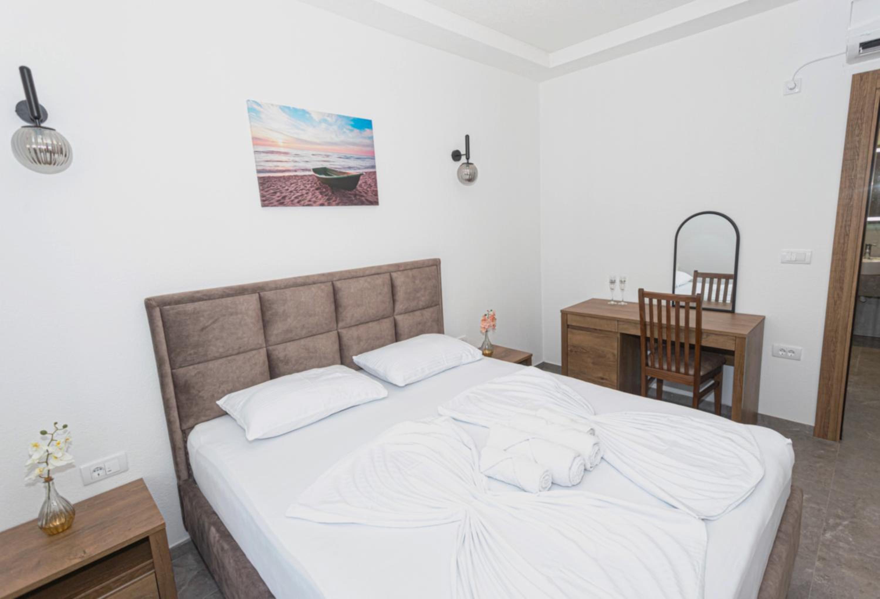 Bumax Apartments