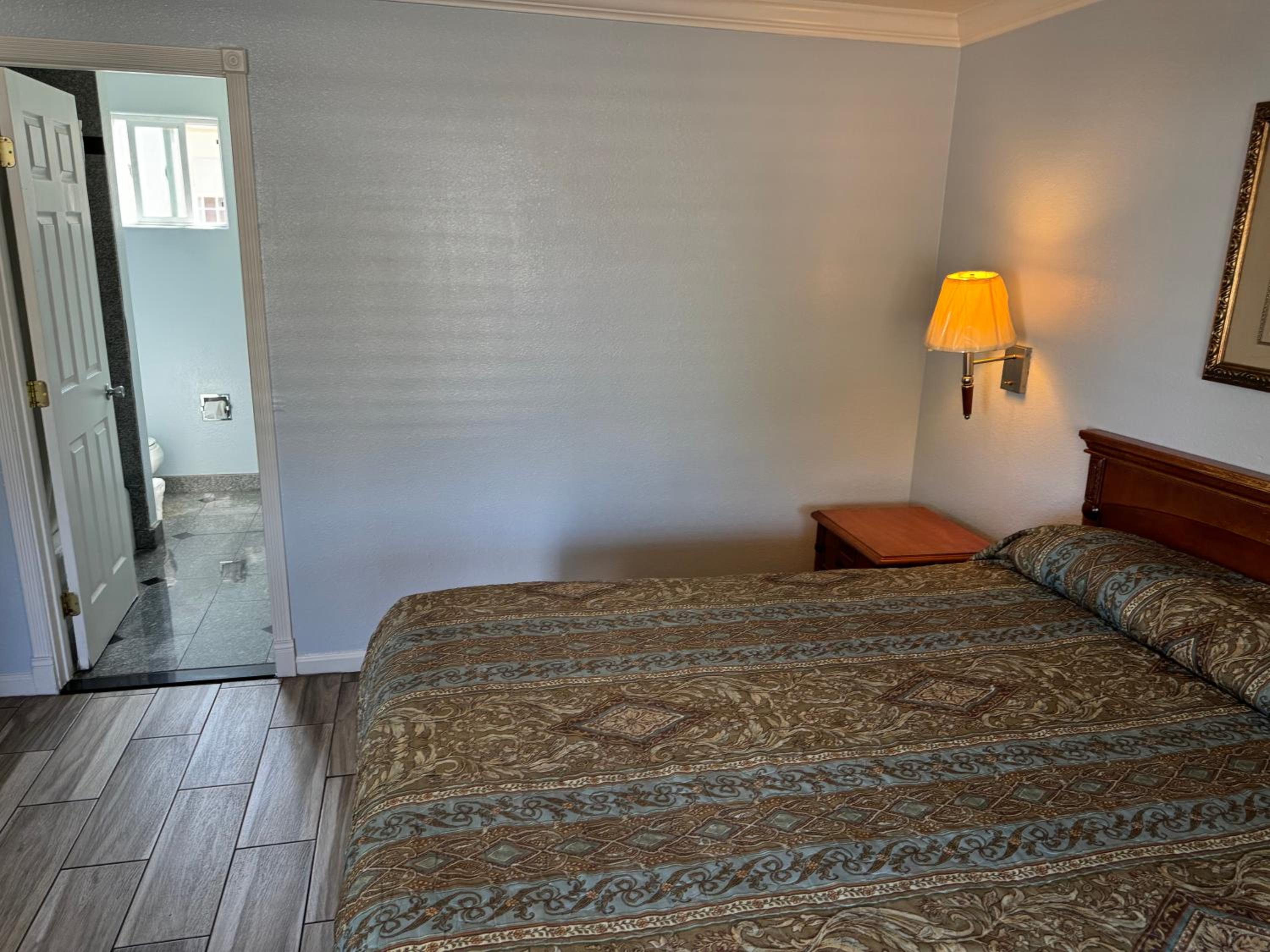 Vallejo Vacations - California Motel Vallejo Napa Valley - Property Image 13