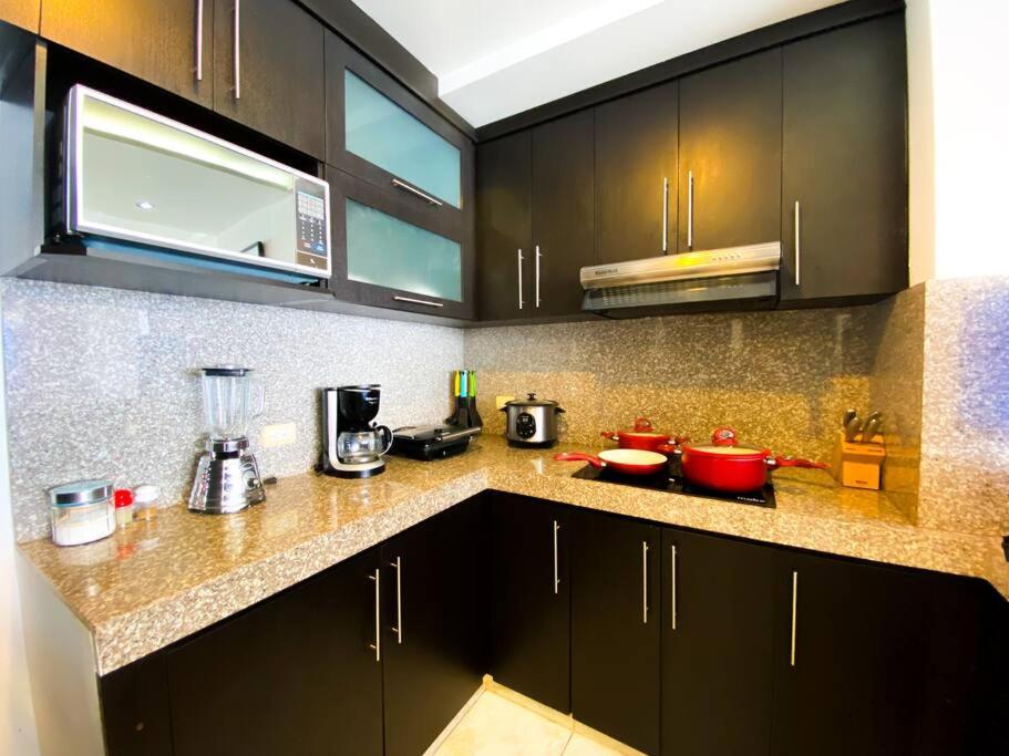 Moderno Oasis frente al mar con piscina y jacuzzi view 4