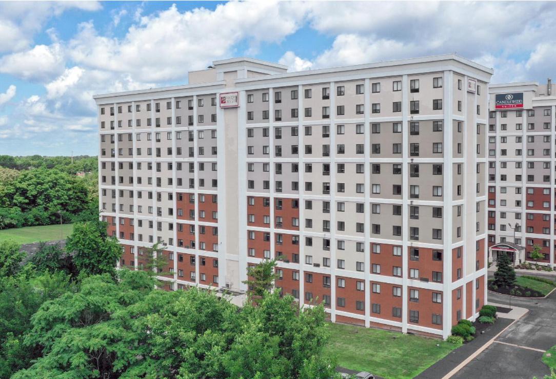 River West 510 I Luxury Living Redefined view 3