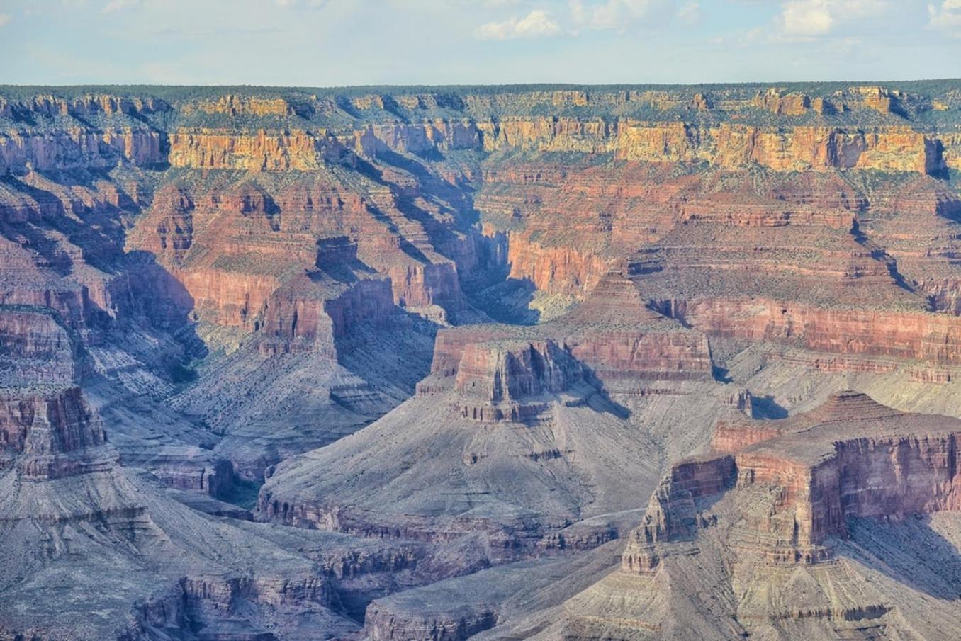 Grand Canyon Basecamp Hot Tub 4 King Beds