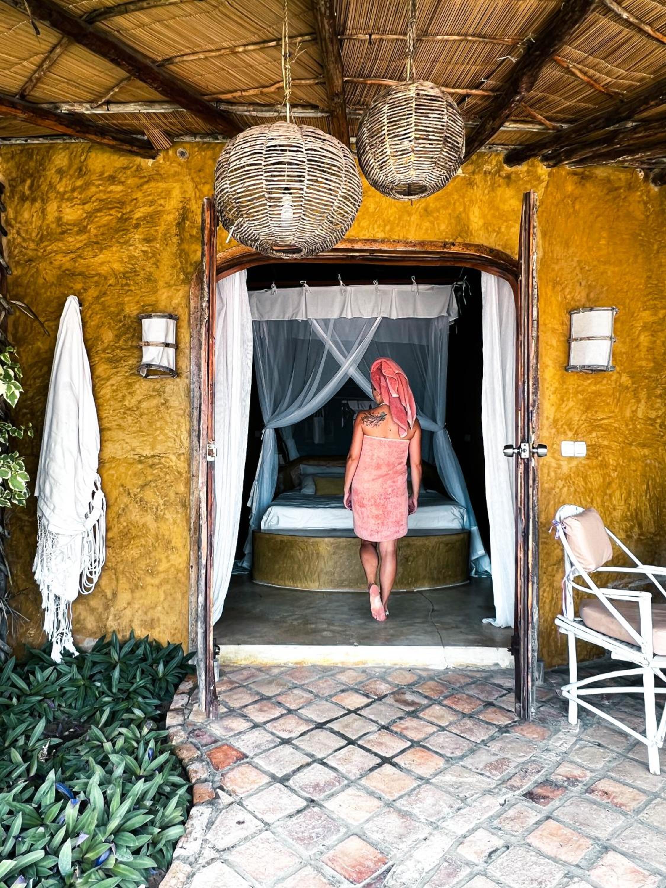 Casa na Praia Tofo- beach front hotel