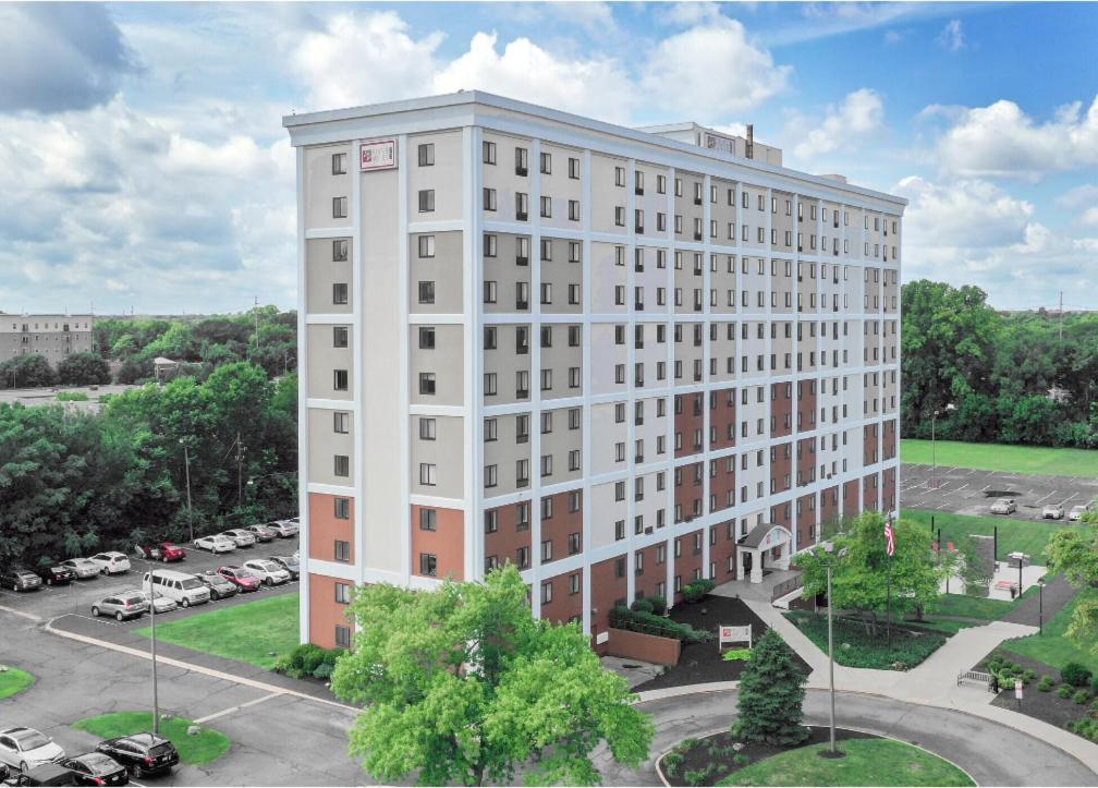 River West 809 I Amazing 1bd1bth I Free Parking view 3