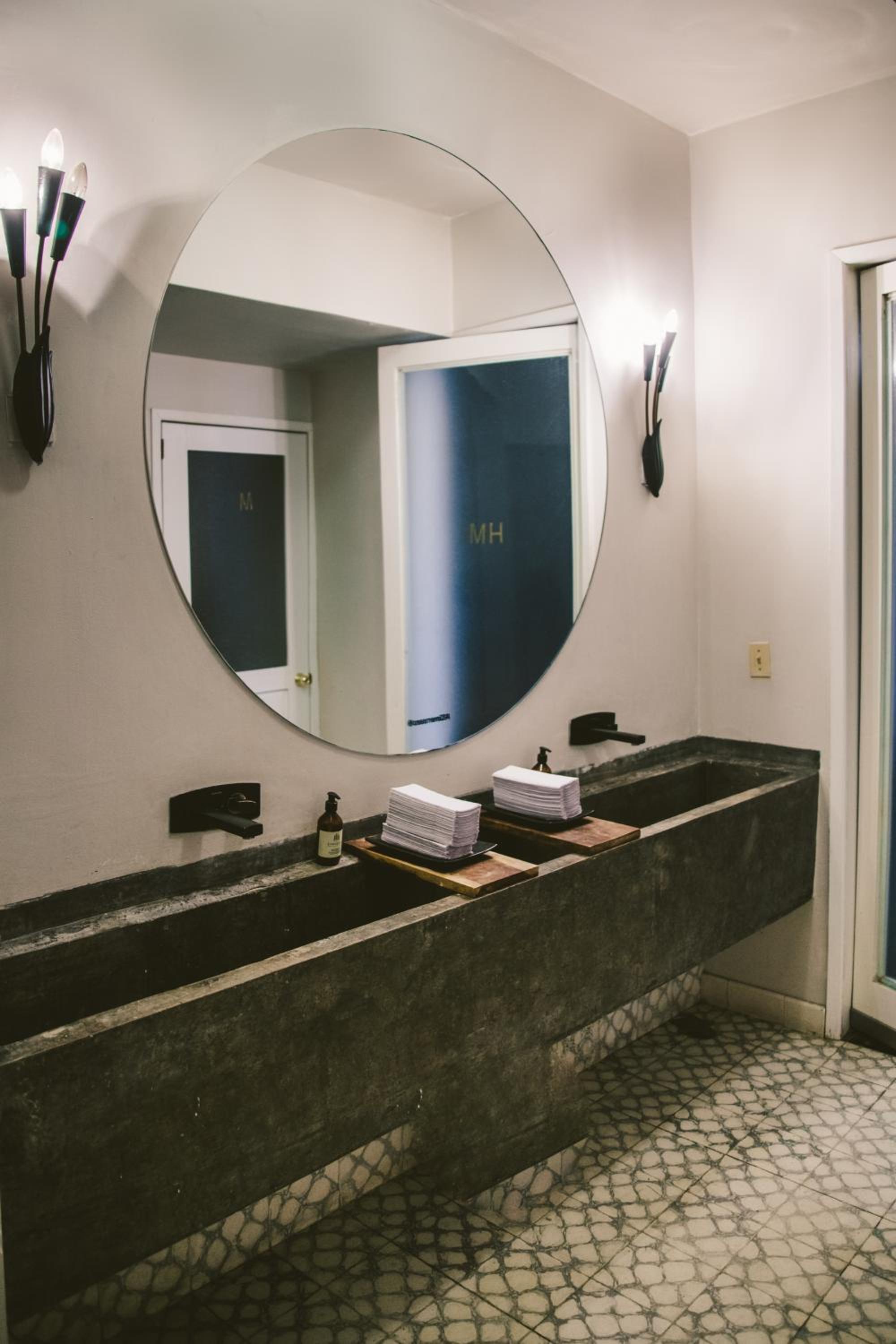 Stylish Colonial Stay in Roma Norte W Rooftop 8BR photo 3