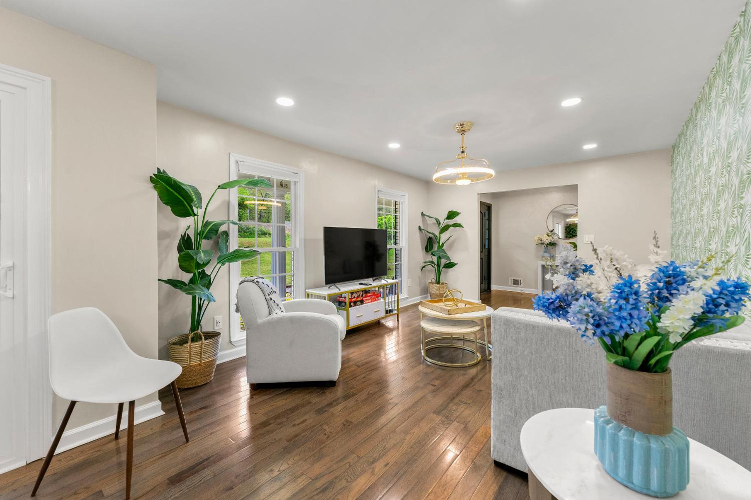 Modern Rancher on Lake Lanier in Gainesville view 5