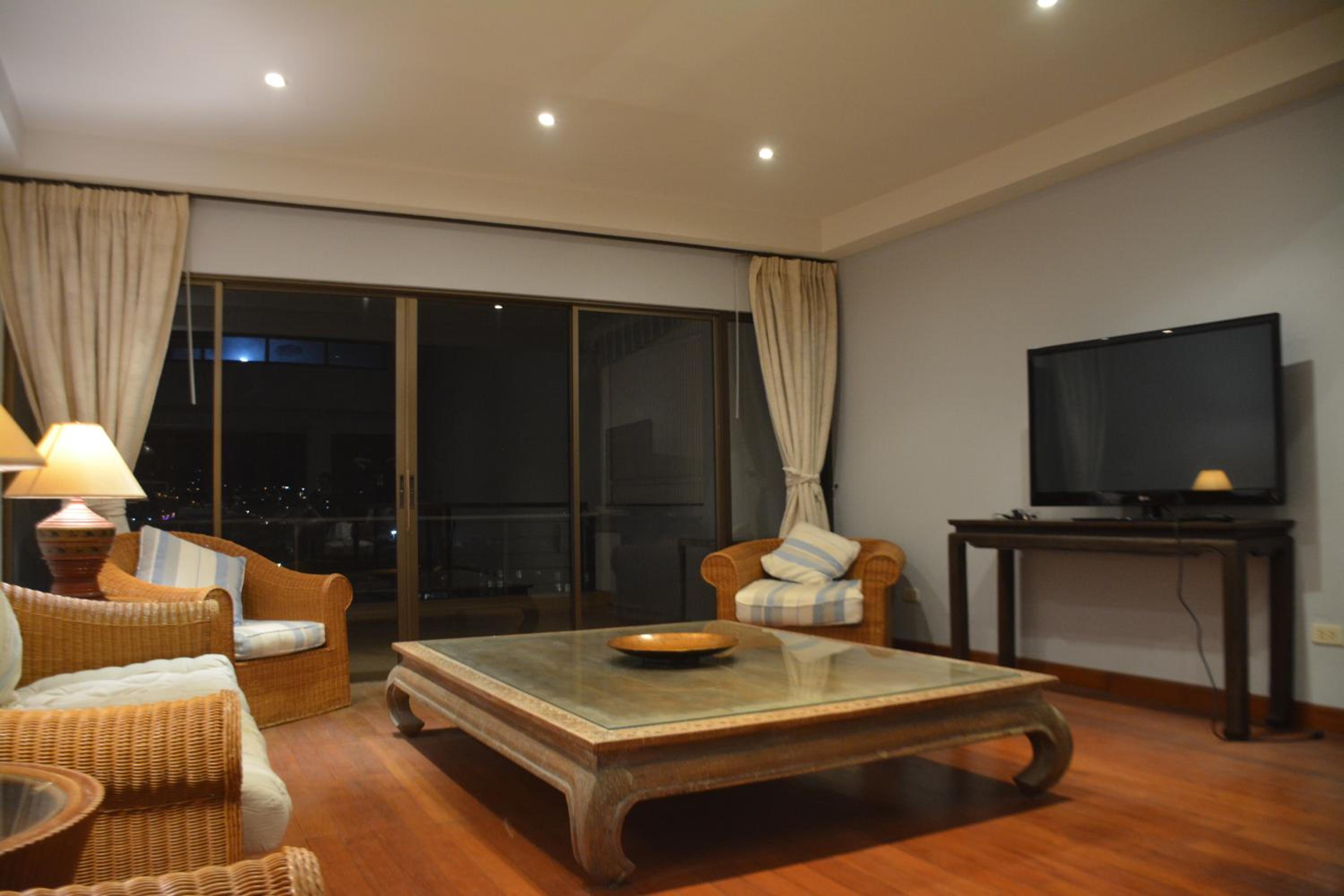 Bayview Villa by AaskResidy