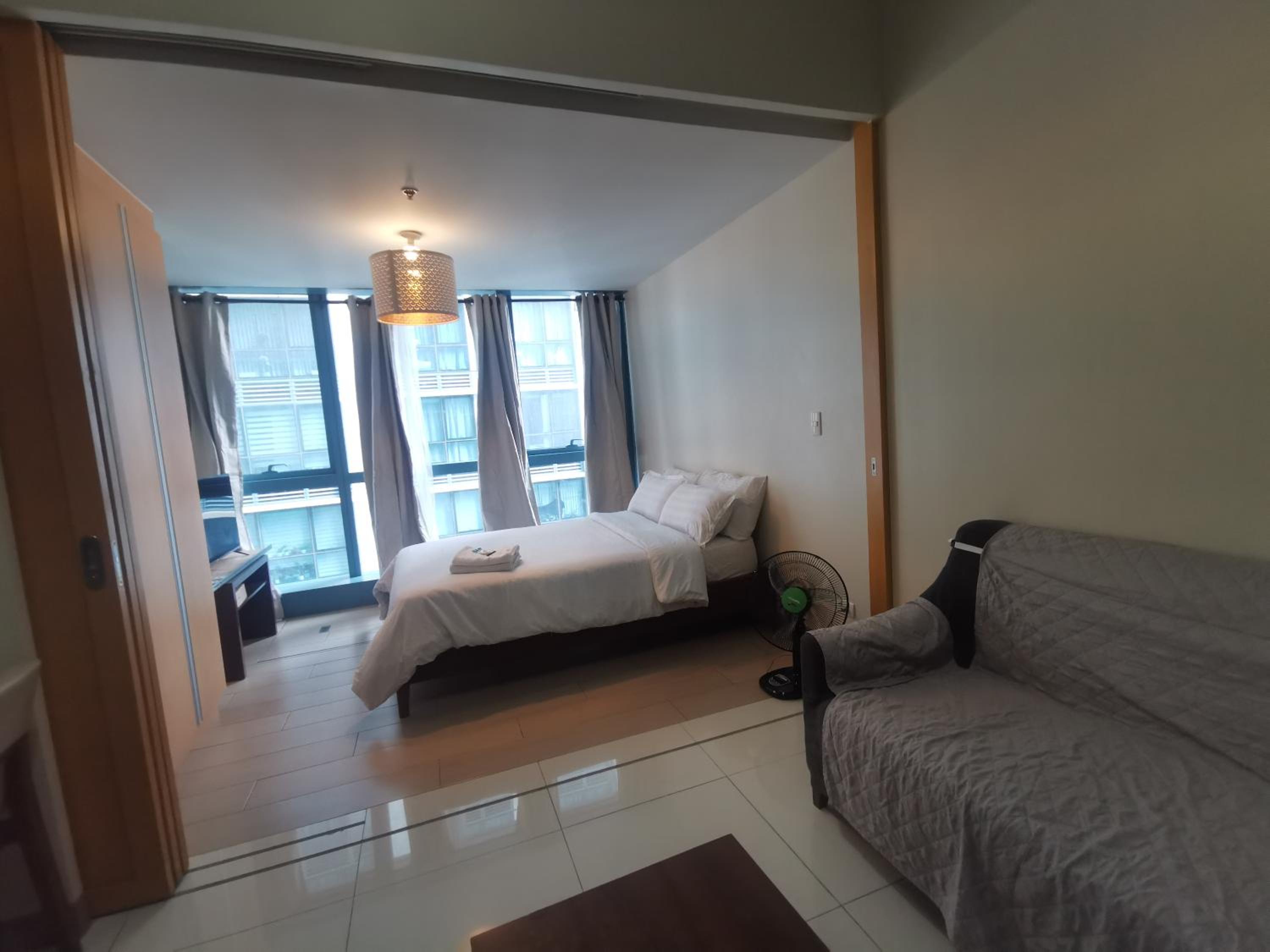One Uptown Residence BGC One Bedroom