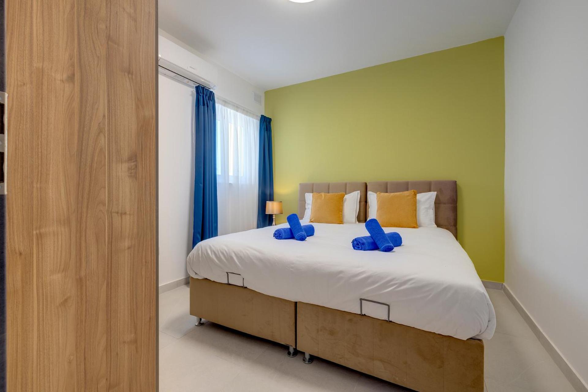 Wave Crest Holiday Apartments by Buena Vista photo 2