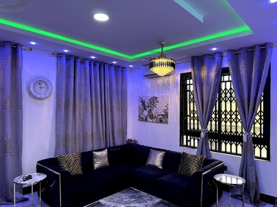 Gold Leaf Apartments