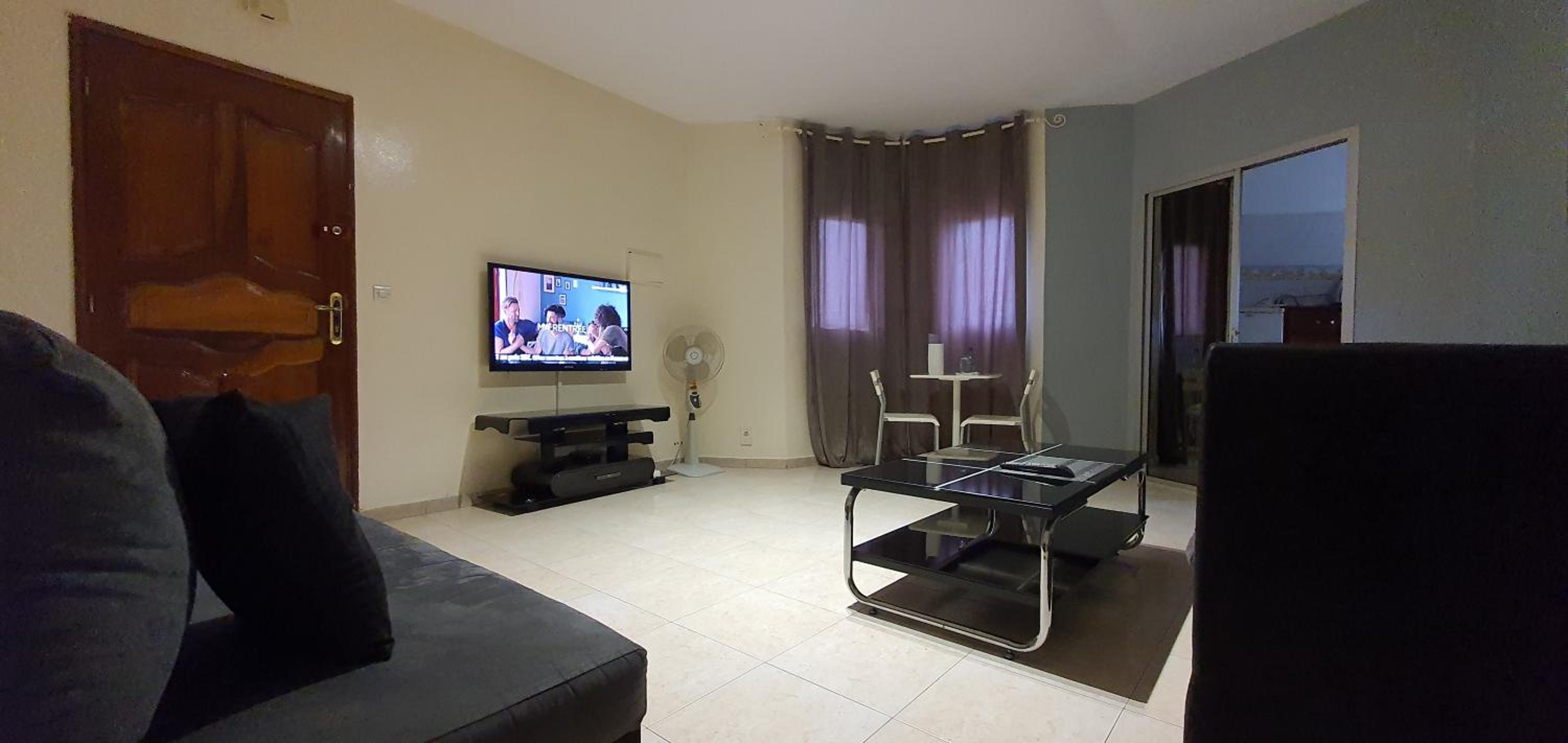 RESIDENCE ADSL Studio Canal Plus view 4
