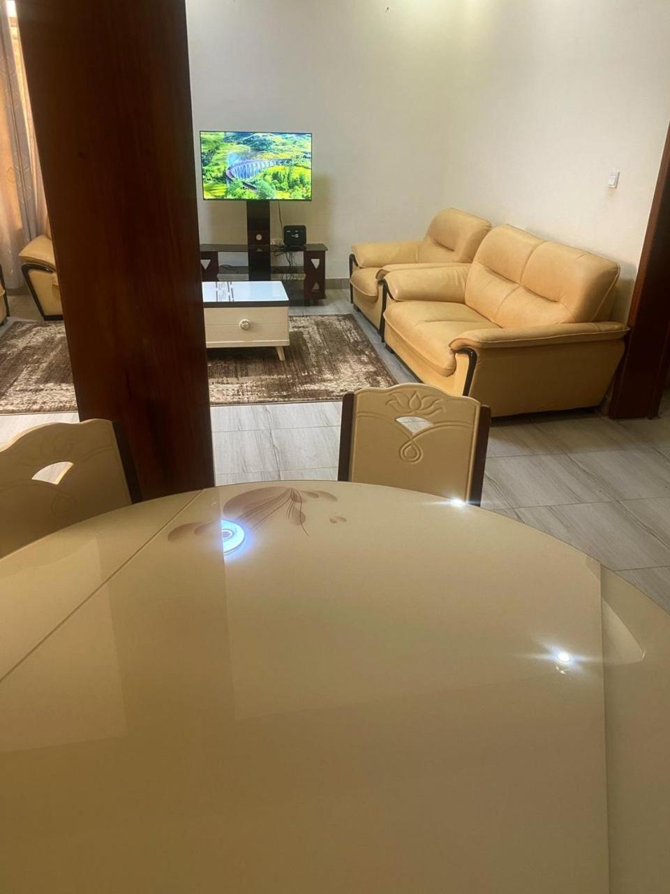 NYARuTARAMA APARTMENT