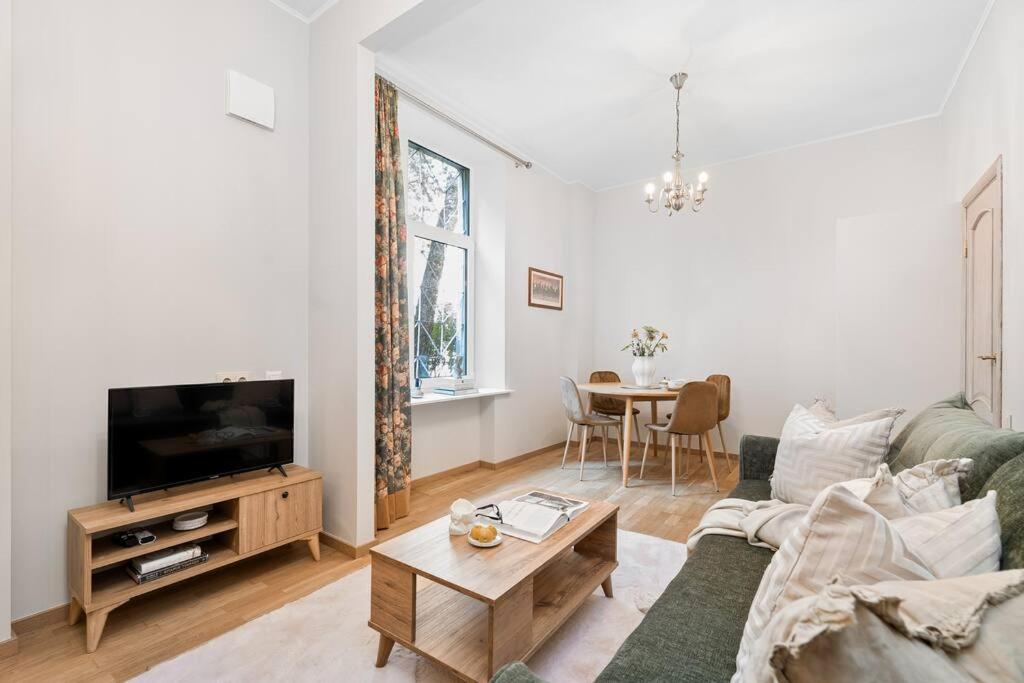Šermukšnis-2-Room Flat in Center view 3