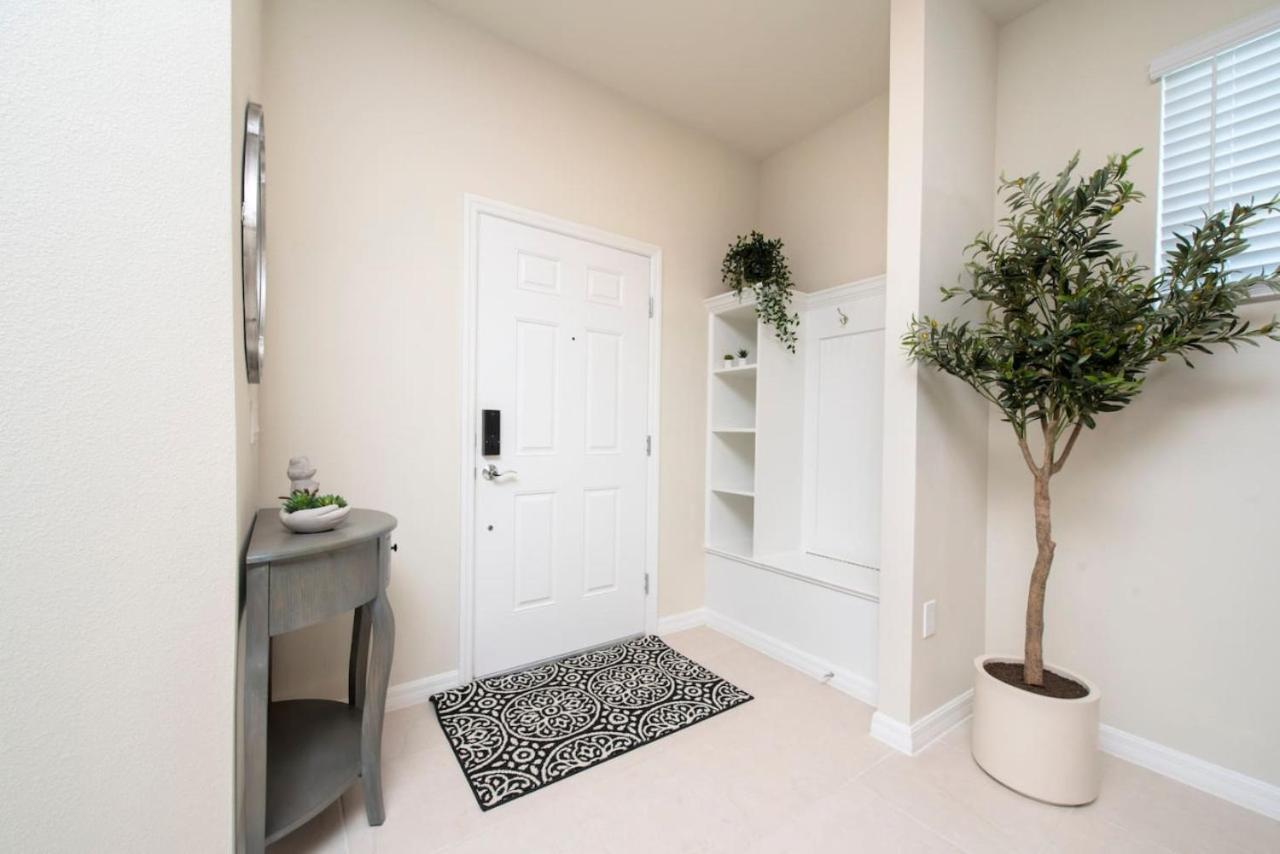 Charming 5BD Home All suites with Pool and BBQ Grill view 2
