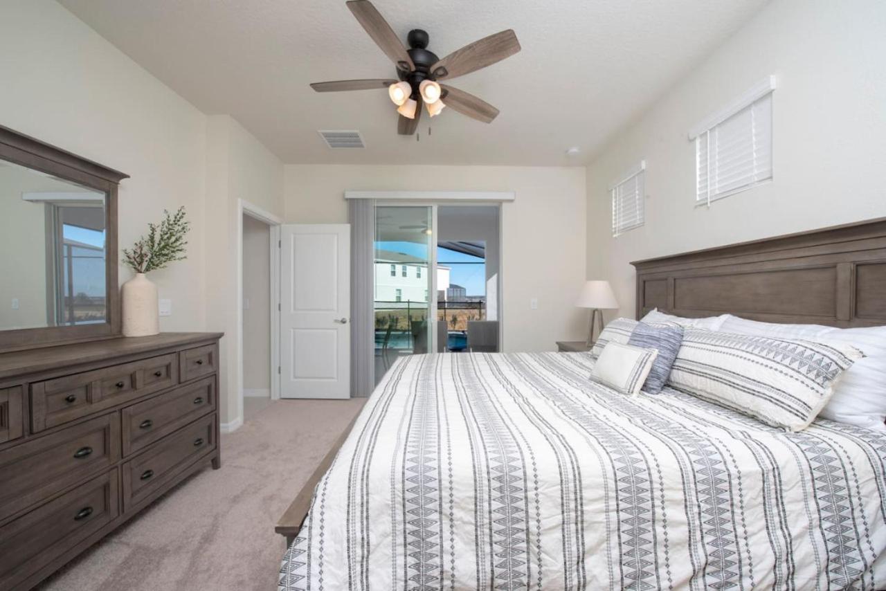 Charming 5BD Home All suites with Pool and BBQ Grill view 4