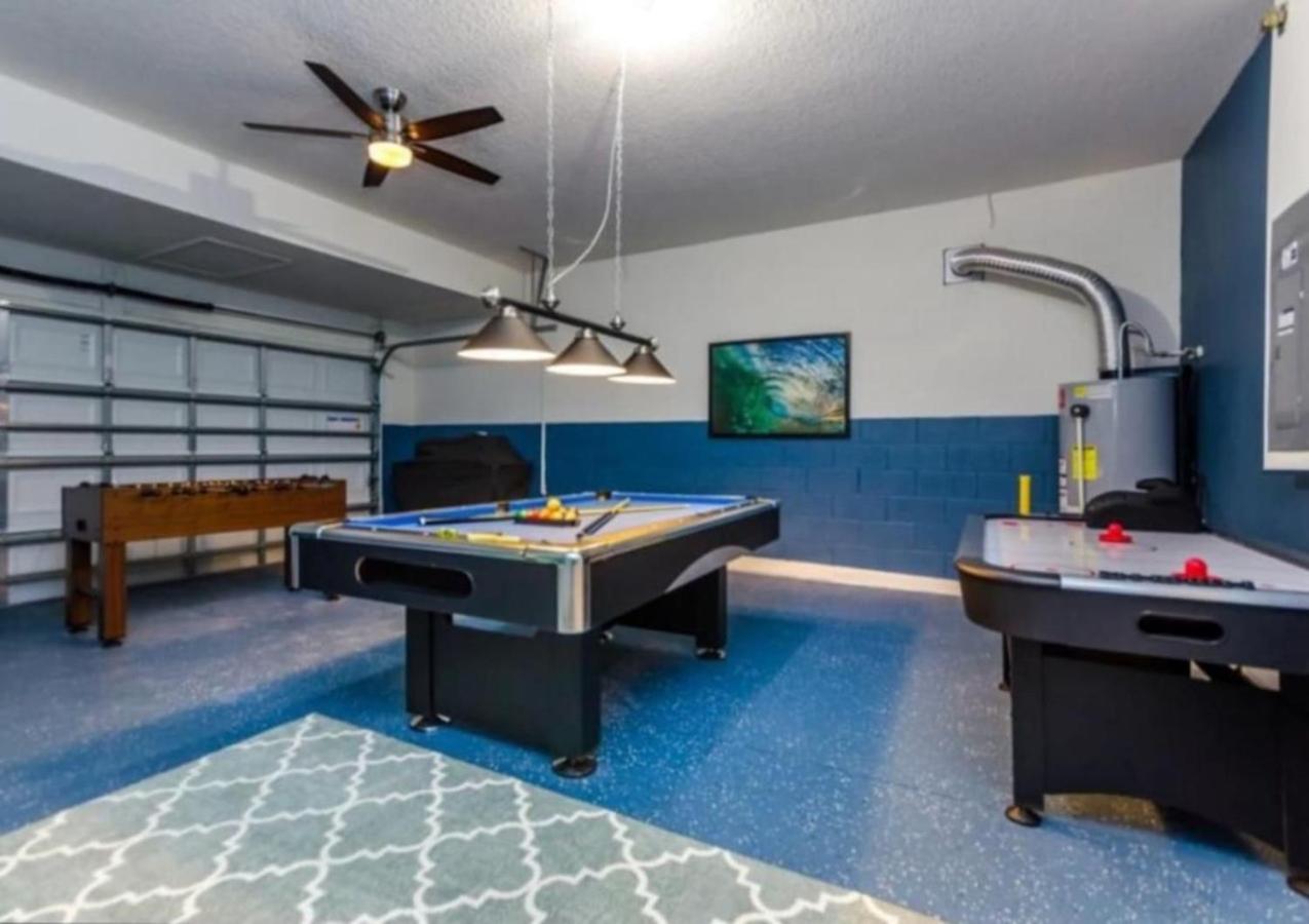 Spacious 6 bedrooms pet friendly home Solterra
