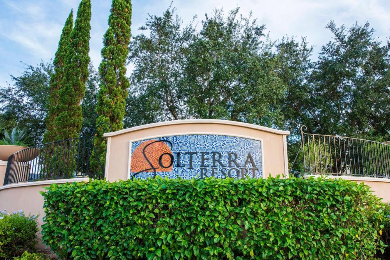 5 bedroom lovely home with pool and BBQ near Disney view 4