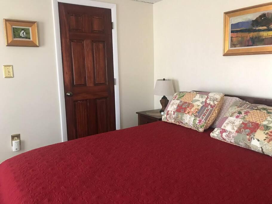 Discover Downeast Maine-Classic Comfortable Apt 2 view 3