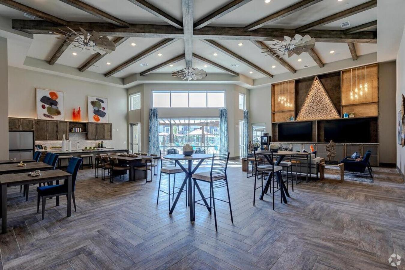 meeting & event spaces