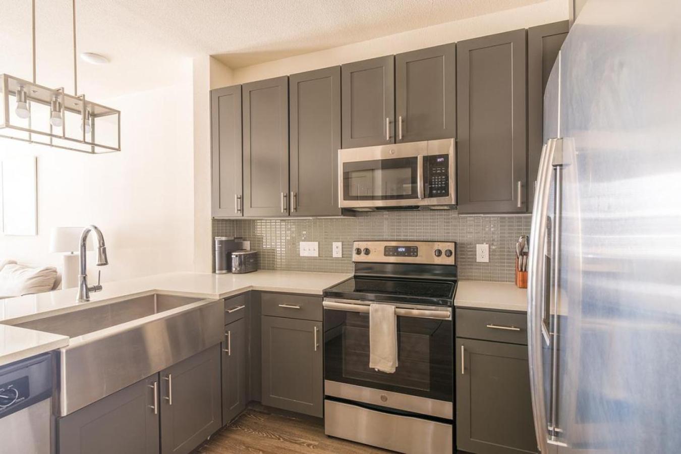 Landing at Enclave at Woodland Lakes - 1 Bedroom in The Woodlands view 2