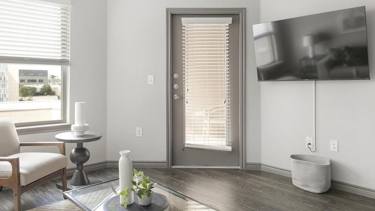 Landing at Bottle House on Main - 1 Bedroom in Fort Worth