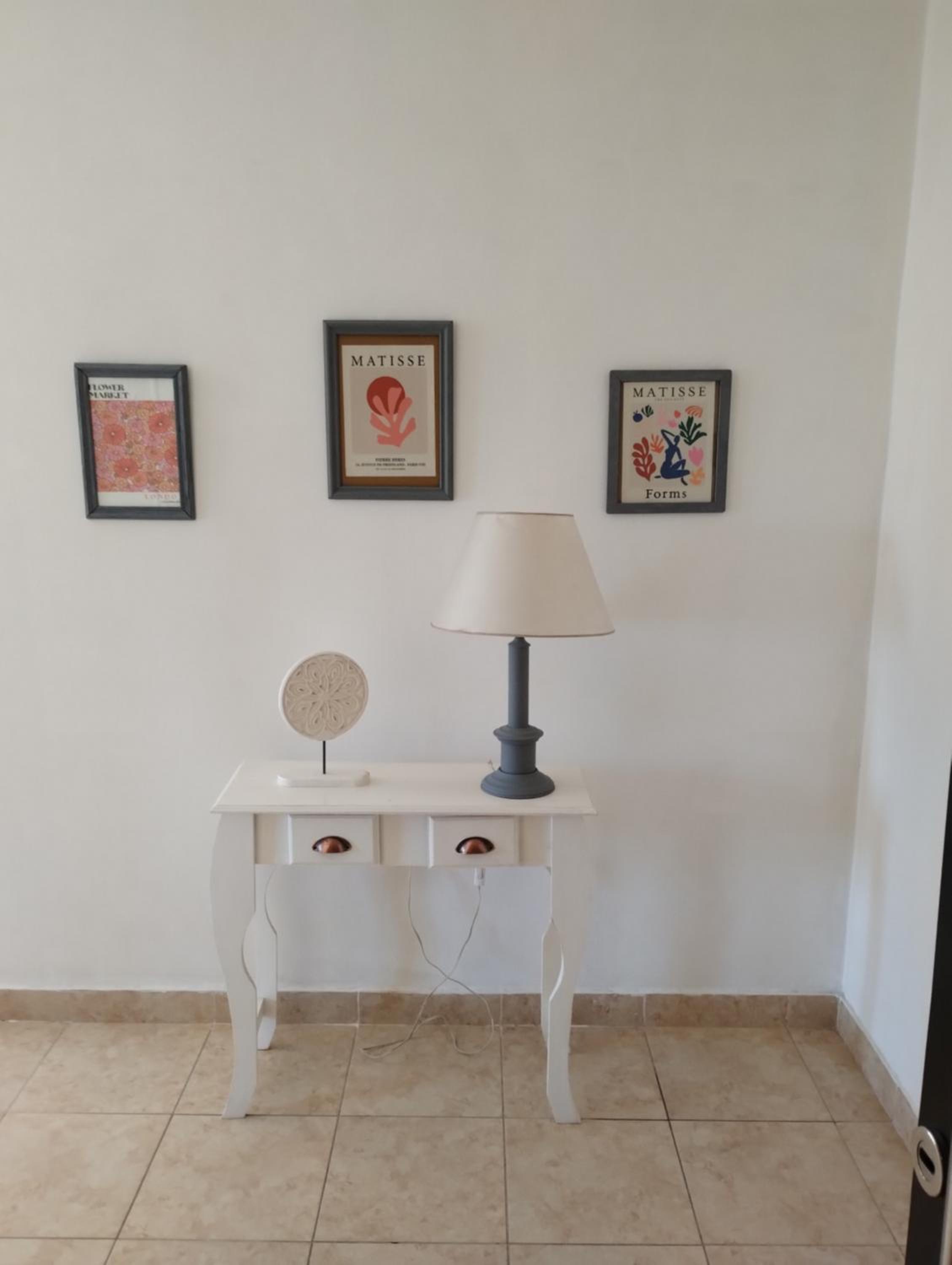 Golondrinas Suites, depto céntrico con ascensor y cochera