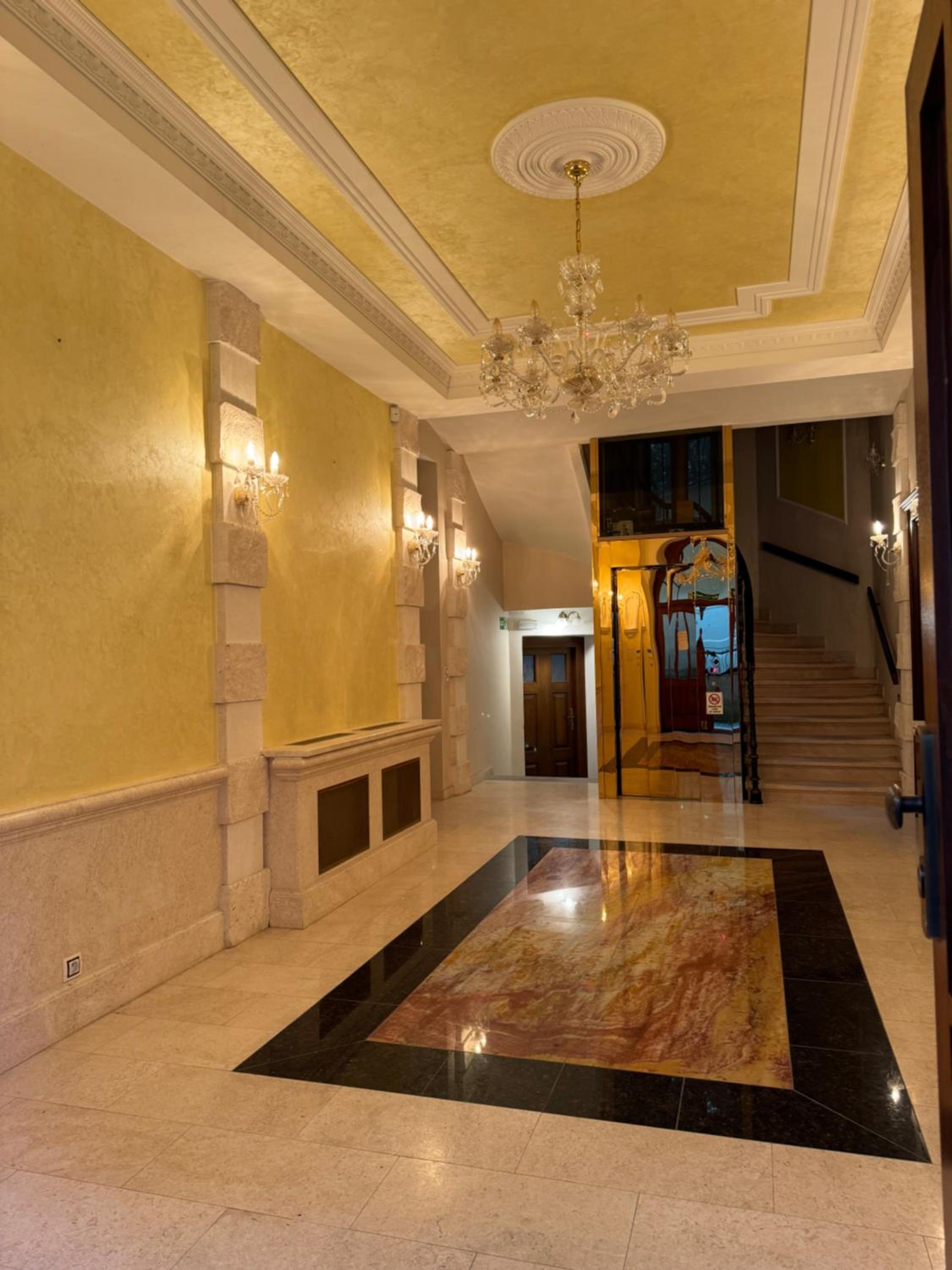 Hotel Gold Residence