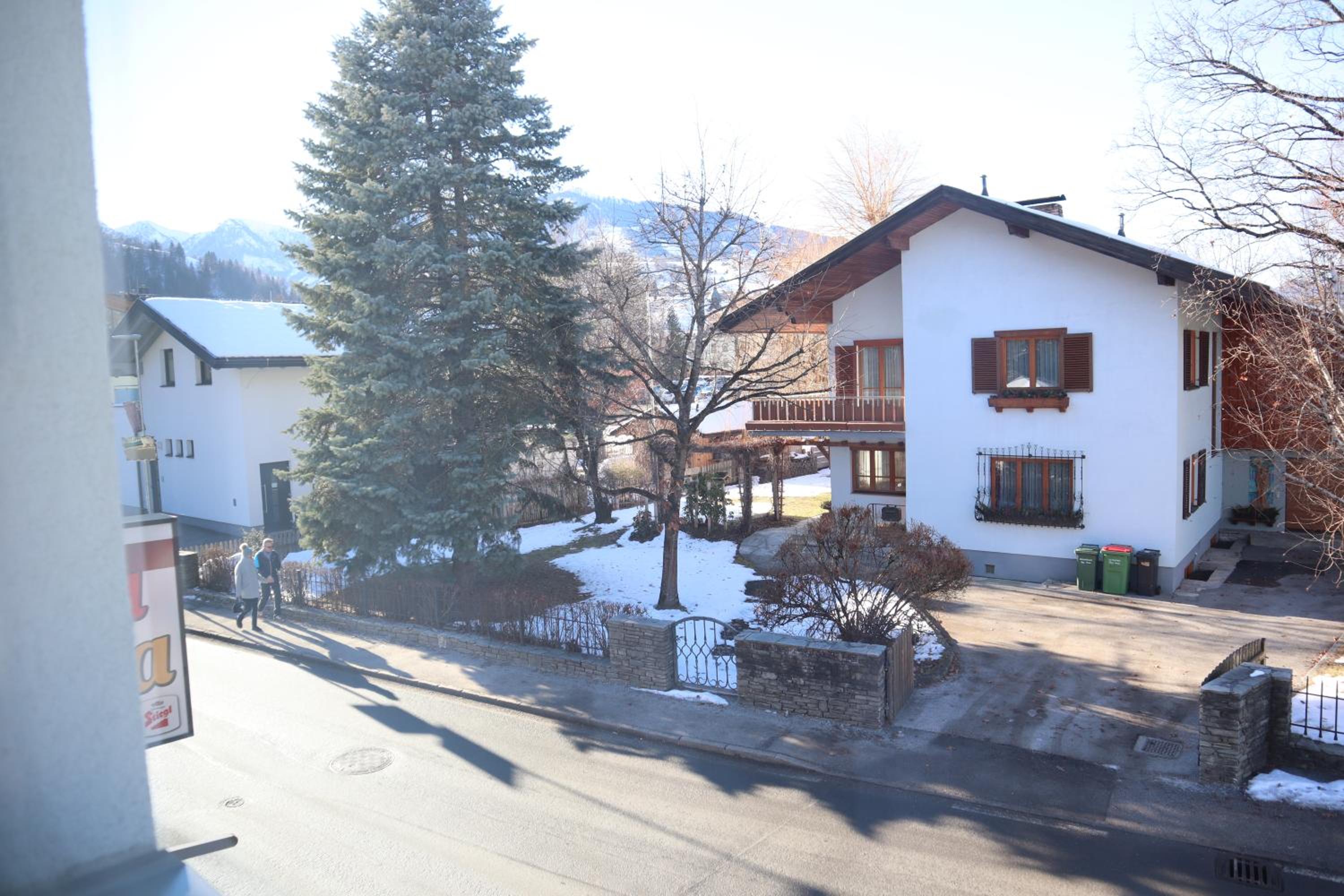 Jasmin view 4