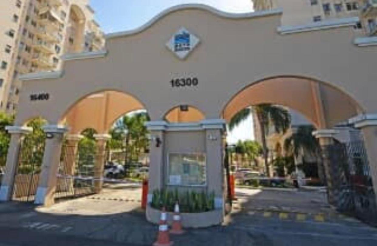 Apto completo com infra e ótima localização no Recreio dos Bandeirantes