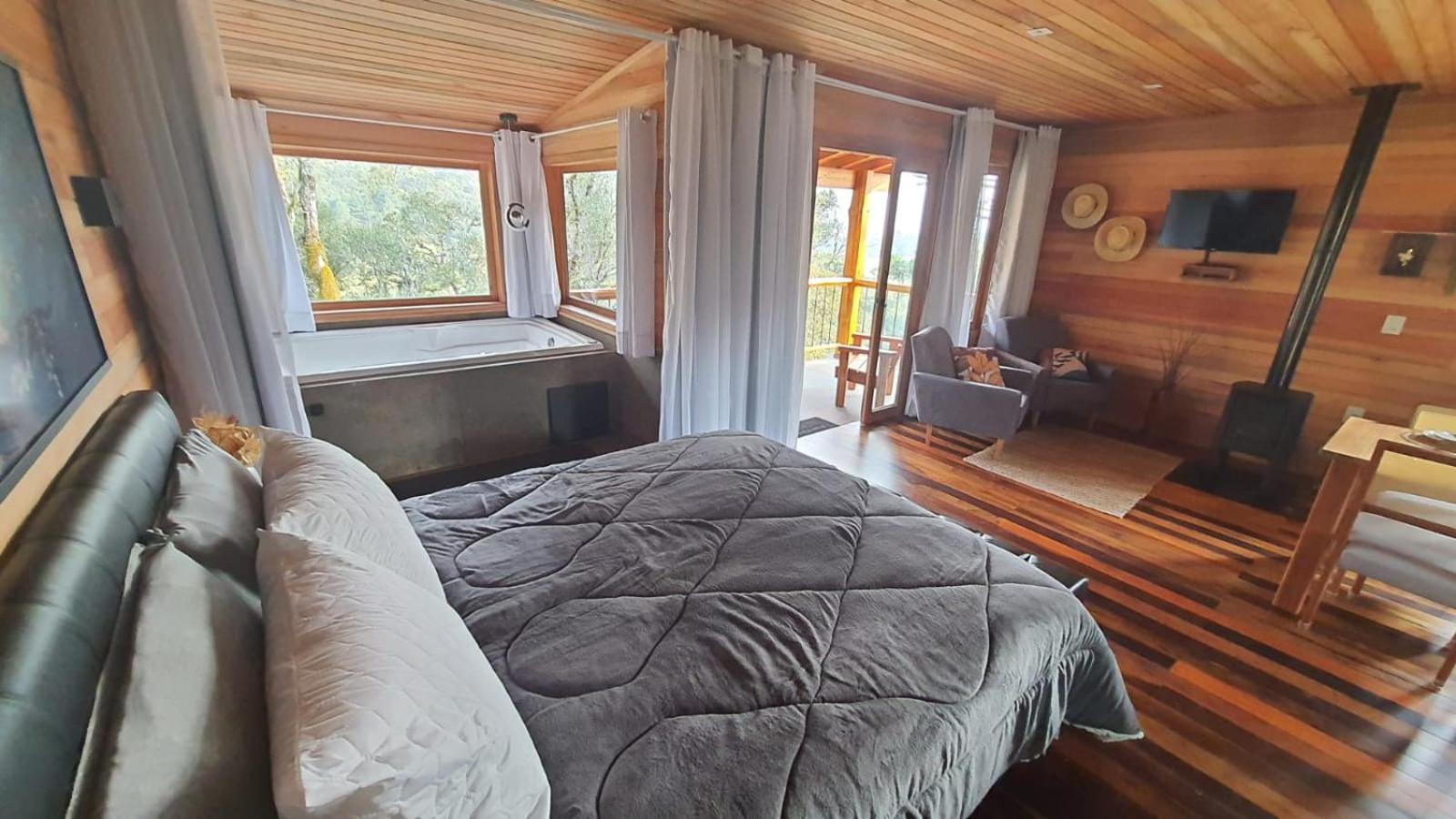 Quinta do Vale - Cabana com Hidromassagem e Lareira